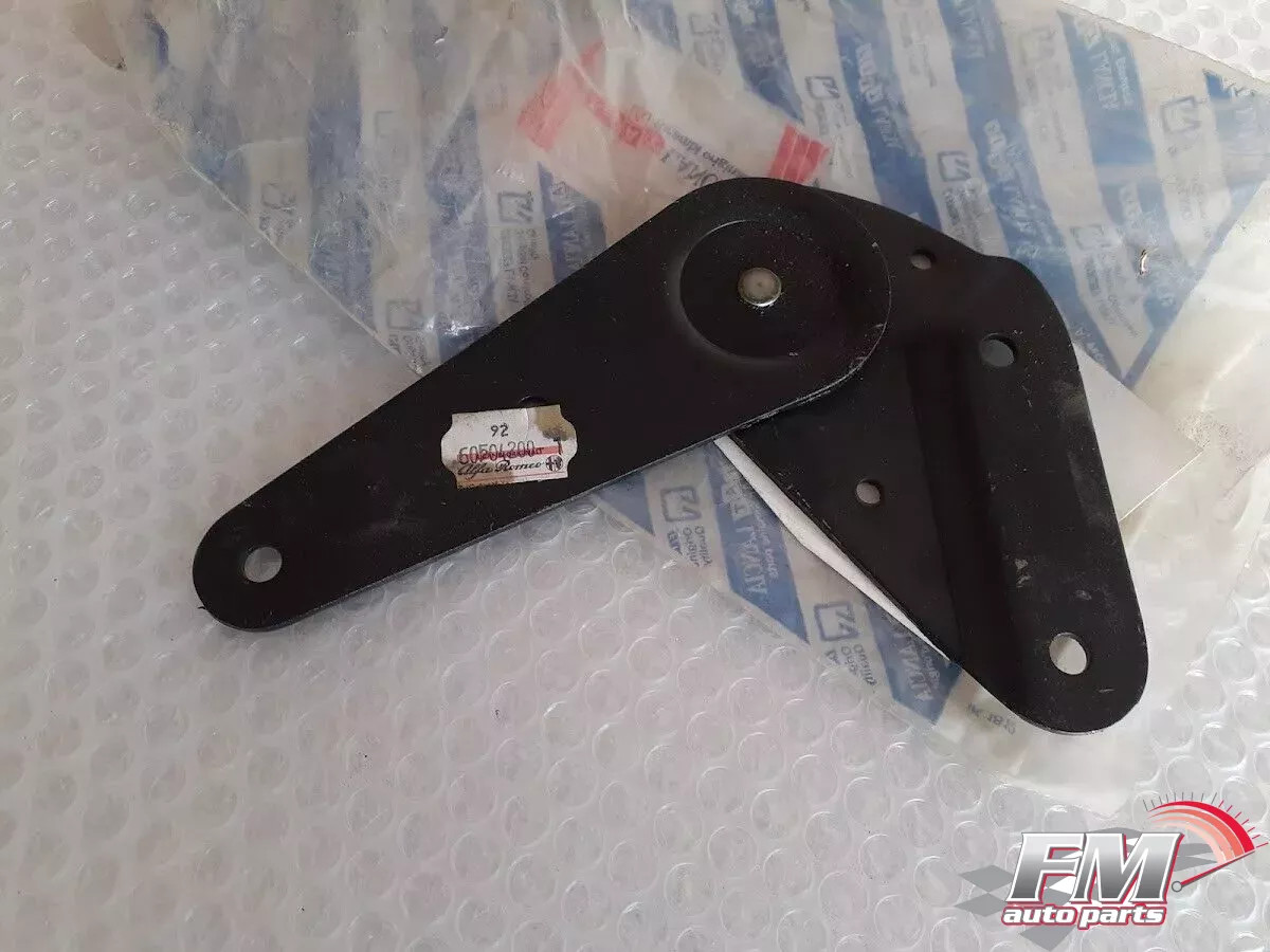 Front Seat Hinge fits Alfa Romeo 33 75 60504200 Genuine Front Seat Hinge fits Alfa Romeo 33 75 60504200 Genuine