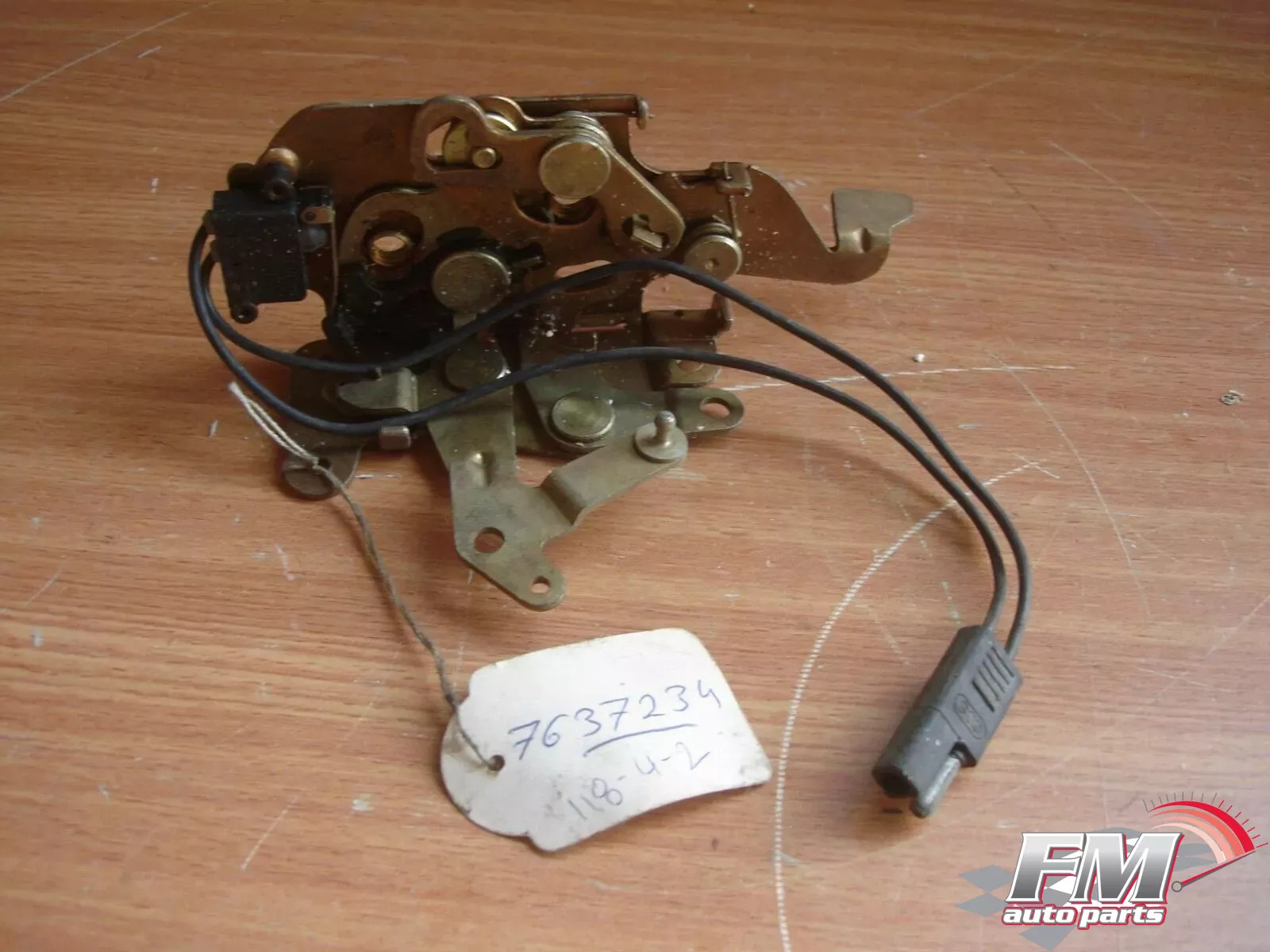 Door Lock Front Right fits Fiat Uno R/89 7637234 Genuine Door Lock Front Right fits Fiat Uno R/89 7637234 Genuine