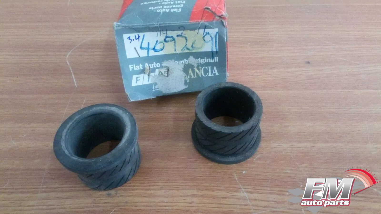 1x Manual Transmission Bush Spacer fits Fiat 850 900 4092091 Genuine