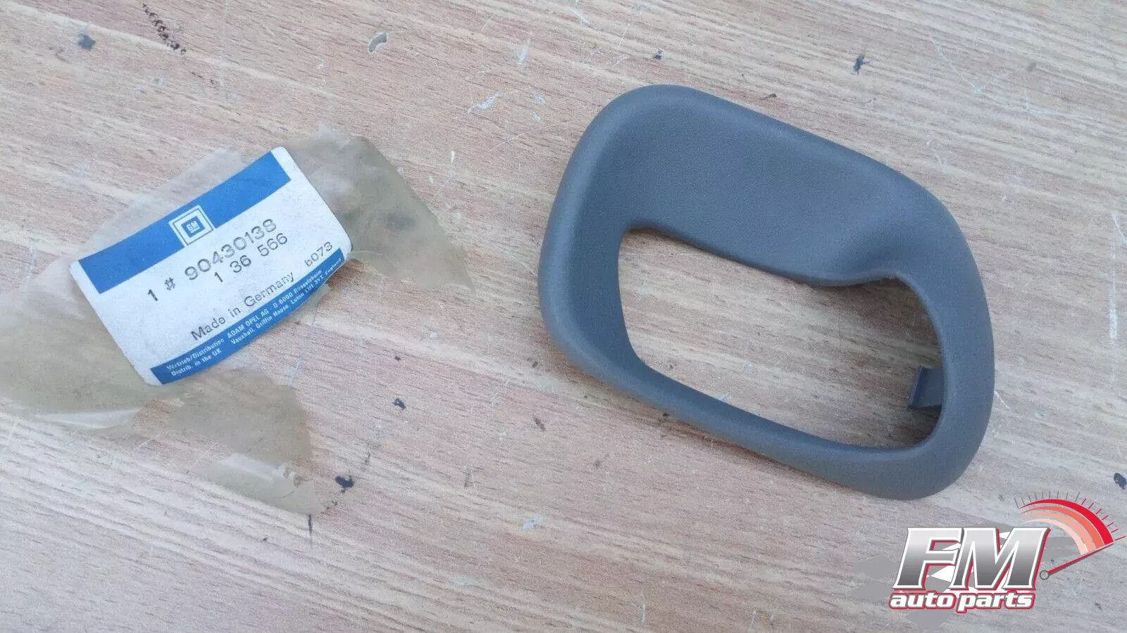 Door Handle Bezel Rear Right Grey fits Opel Vauxhall Astra F 90430138 Genuine Door Handle Bezel Rear Right Grey fits Opel Vauxhall Astra F 90430138 Genuine