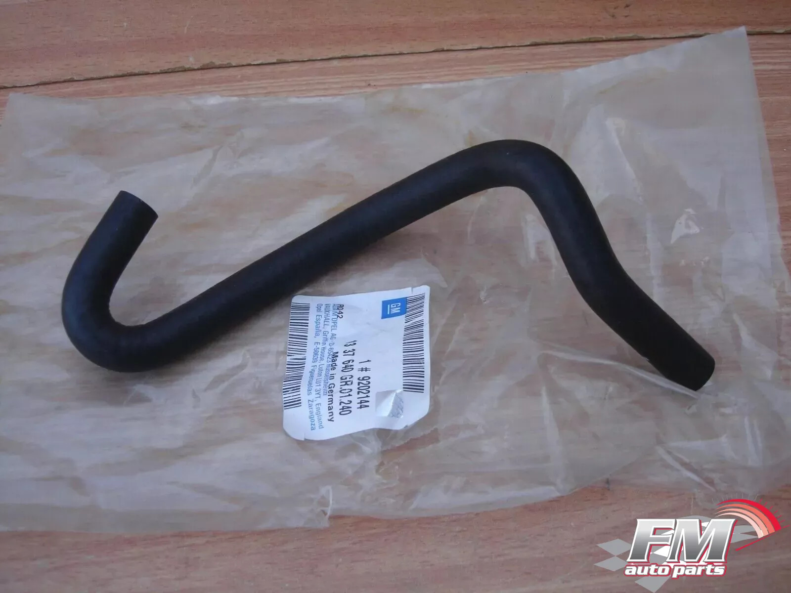 Hose Header Tank to Throttle fits Opel Vauxhall Signum Vectra C Z18XE Genuine 9202144 Hose Header Tank to Throttle fits Opel Vauxhall Signum Vectra C Z18XE Genuine 9202144