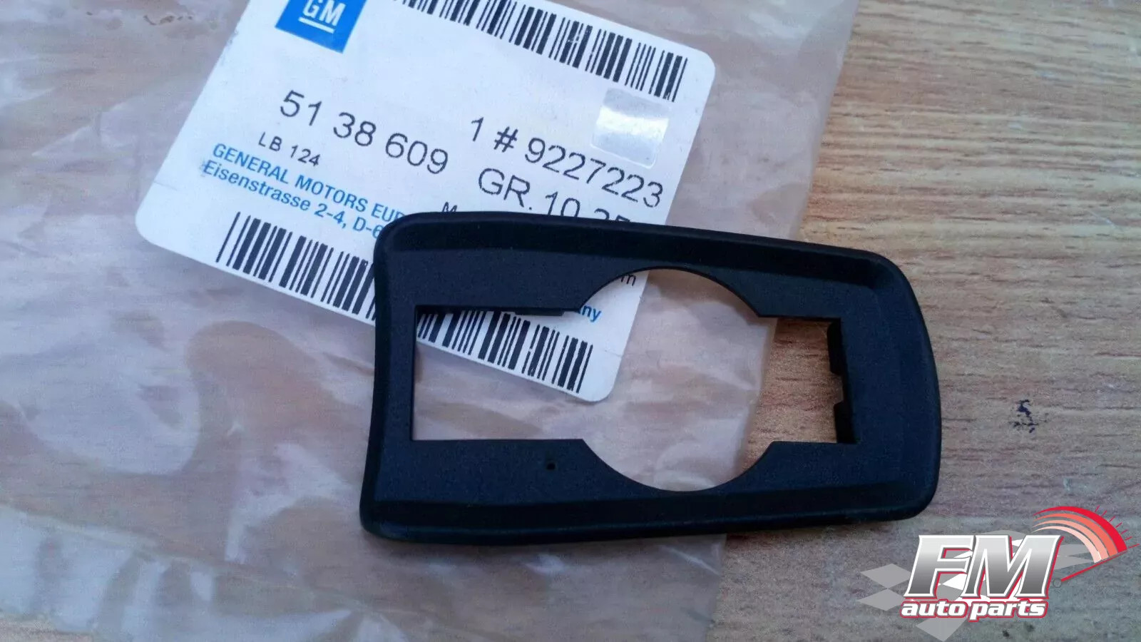 2x Rear Door Handle Insulator Outer Rear fits Opel Vauxhall Vectra C Signum 9227223 2x Rear Door Handle Insulator Outer Rear fits Opel Vauxhall Vectra C Signum 9227223