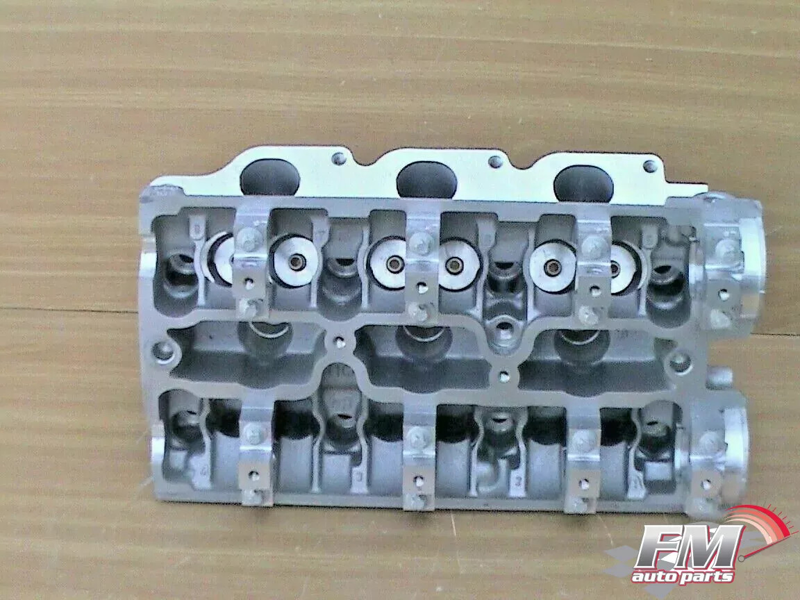 Cylinder Head fits Opel Vauxhall V6 X25XE Y26SE 90542758 Genuine Cylinder Head fits Opel Vauxhall V6 X25XE Y26SE 90542758 Genuine