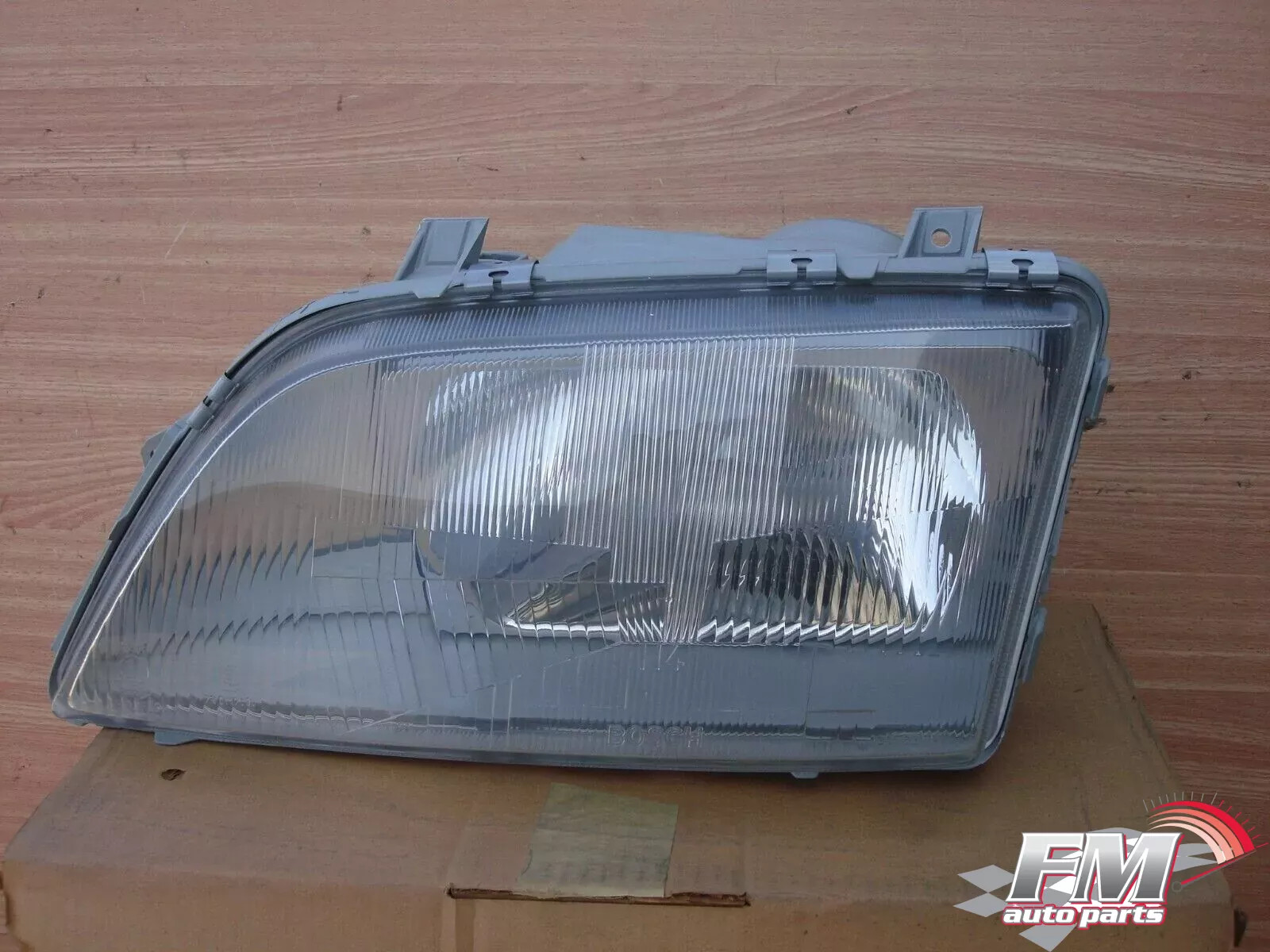 Headlight Left RHD fits Opel Omega A Vauxhall Carlton 90297445 Genuine Headlight Left RHD fits Opel Omega A Vauxhall Carlton 90297445 Genuine