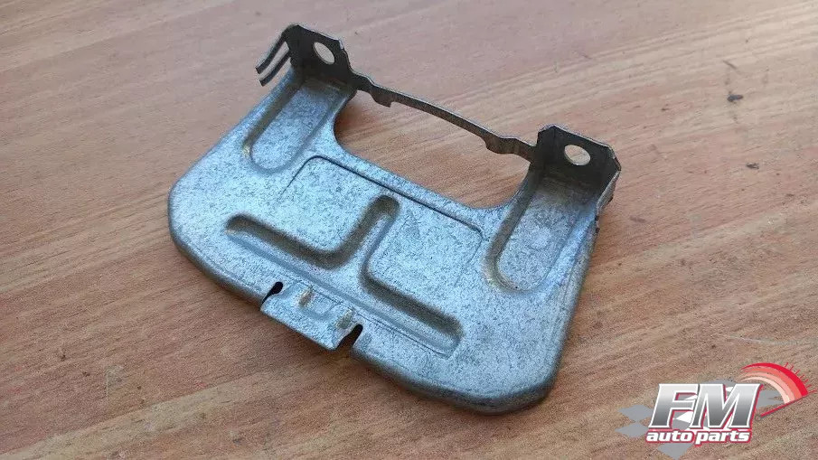 Rear Light Lower Bracket fits Opel Kadett E Vauxhall Astra 90191111 Genuine Rear Light Lower Bracket fits Opel Kadett E Vauxhall Astra 90191111 Genuine
