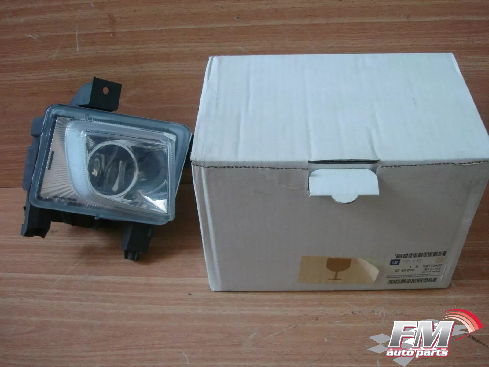 Fog Light Front Right fits Opel Vauxhall Vectra C 93172405 Genuine Fog Light Front Right fits Opel Vauxhall Vectra C 93172405 Genuine