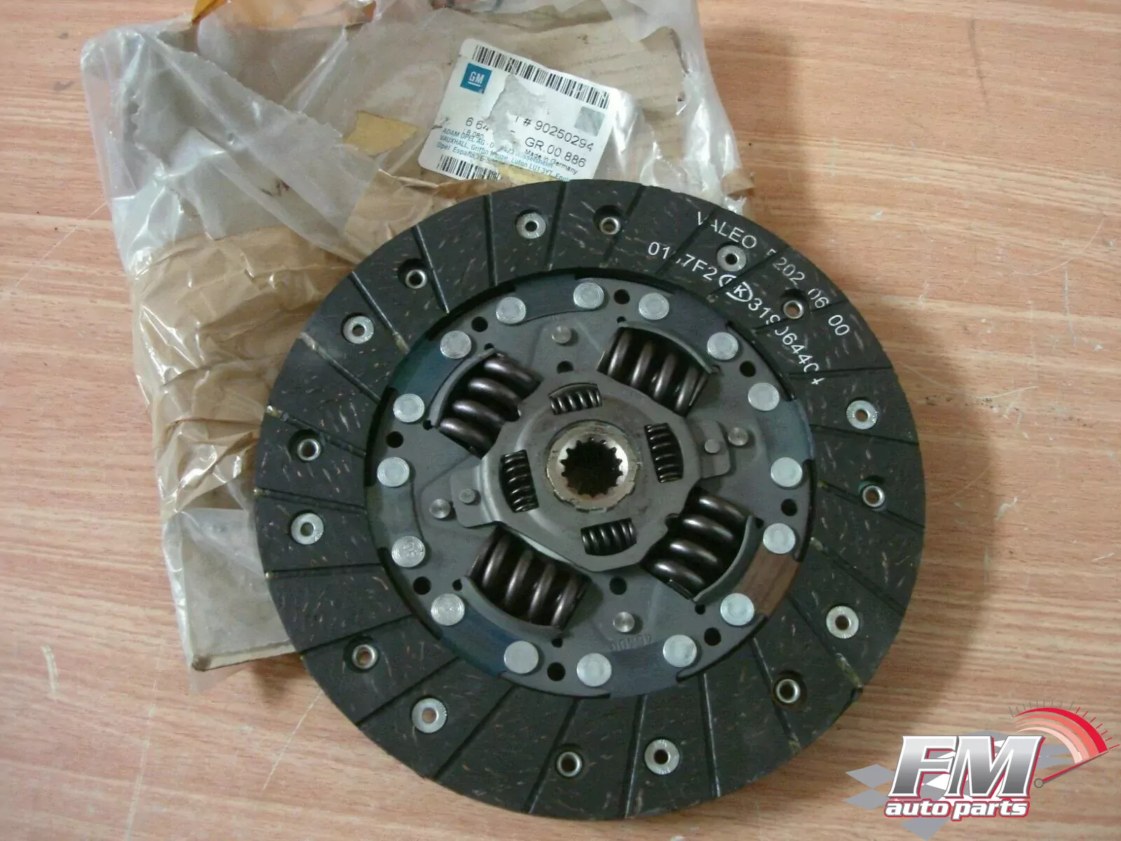 Clutch Disc fits Opel Corsa A Ascona C Vauxhall Nova 90250294 Genuine Clutch Disc fits Opel Corsa A Ascona C Vauxhall Nova 90250294 Genuine
