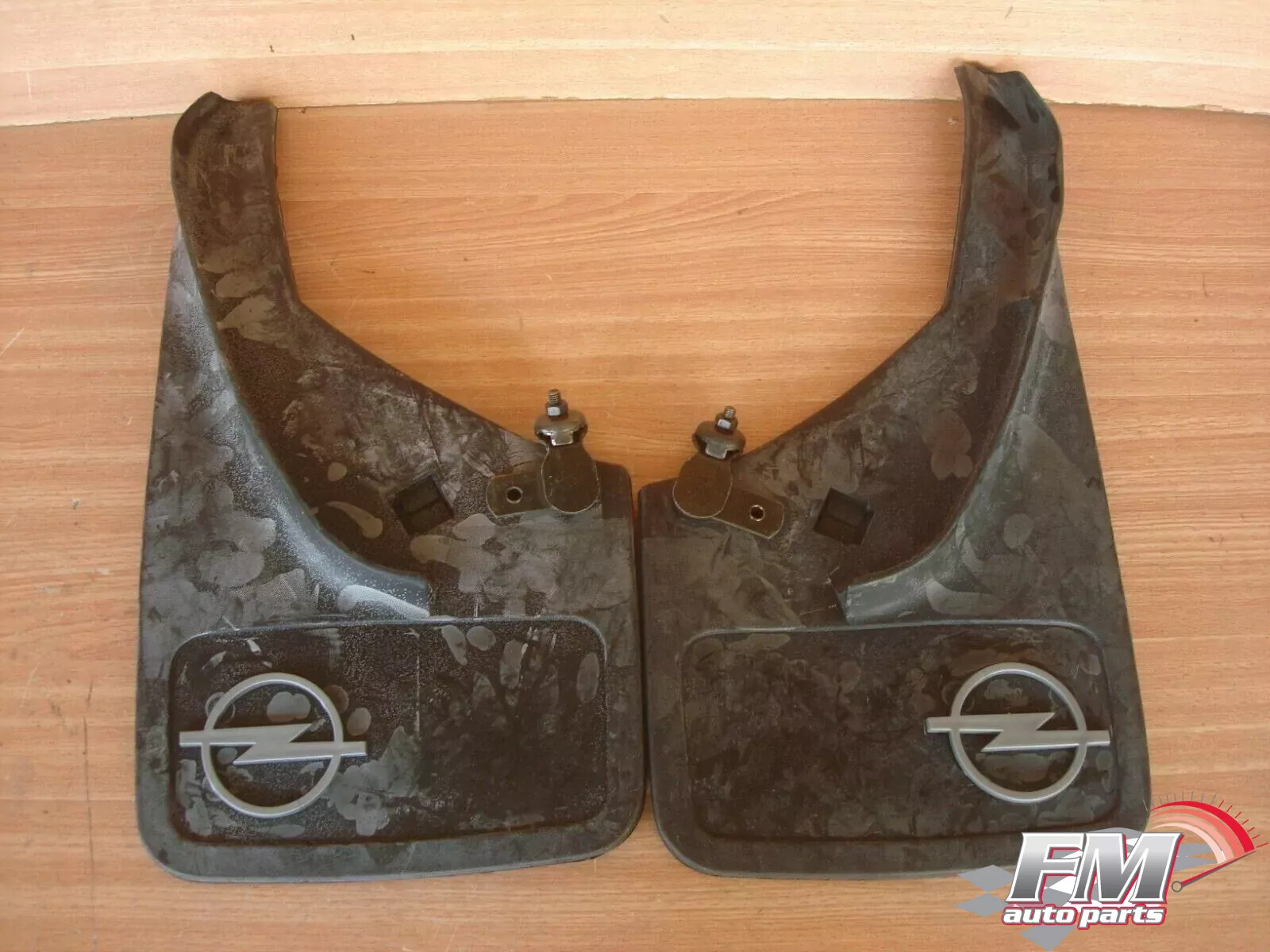Mud Flaps Rear Set fits Opel Corsa A 90369669 Genuine Mud Flaps Rear Set fits Opel Corsa A 90369669 Genuine