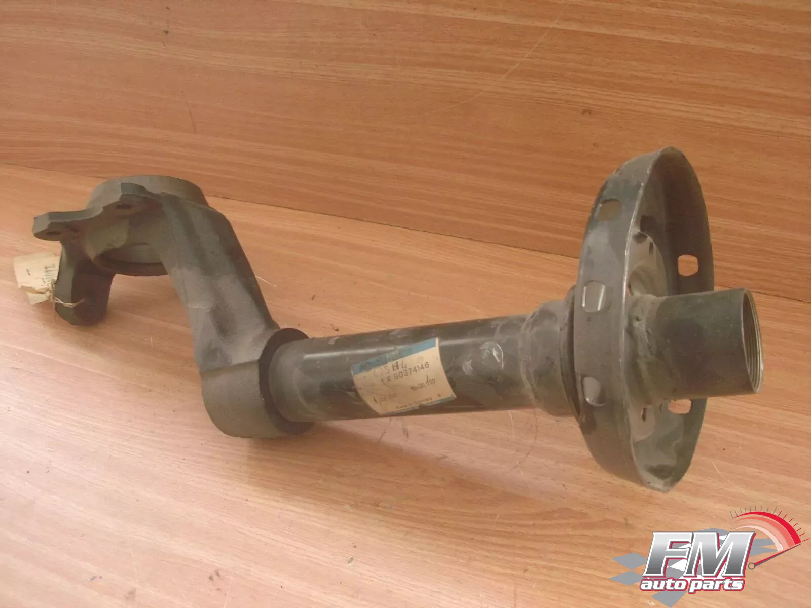 Steering Knuckle Right fits Opel Kadett D 90374146 Genuine Steering Knuckle Right fits Opel Kadett D 90374146 Genuine