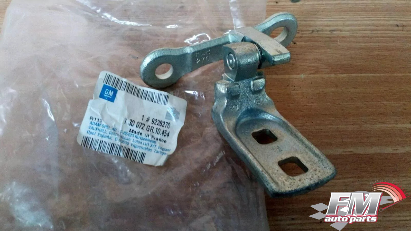Door Hinge Front Lower Right fits Opel Vauxhall Vectra C Signum 9228270 Genuine Door Hinge Front Lower Right fits Opel Vauxhall Vectra C Signum 9228270 Genuine