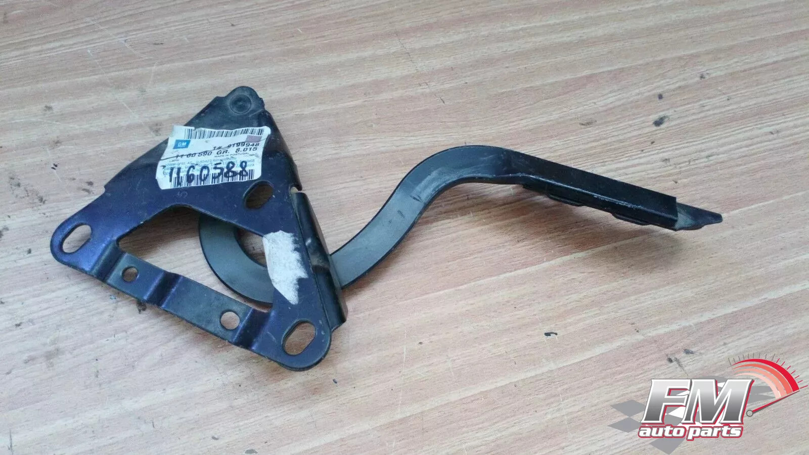 Bonnet Hood Hinge Right fits Opel Vauxhall Combo C 9199948 Genuine 1160588 Bonnet Hood Hinge Right fits Opel Vauxhall Combo C 9199948 Genuine 1160588