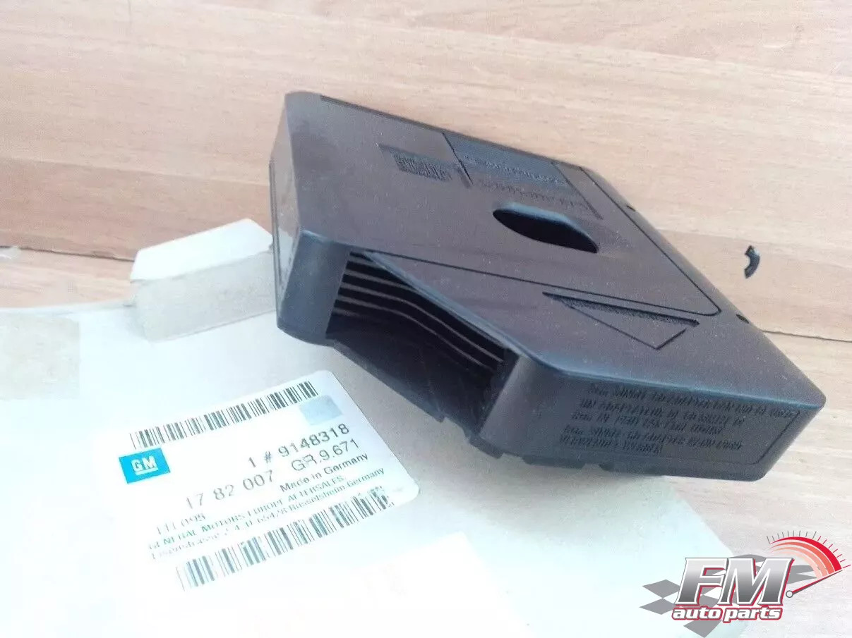 CD Changer Box fits Opel Vauxhall Blaupunkt 9148318 Genuine CD Changer Box fits Opel Vauxhall Blaupunkt 9148318 Genuine