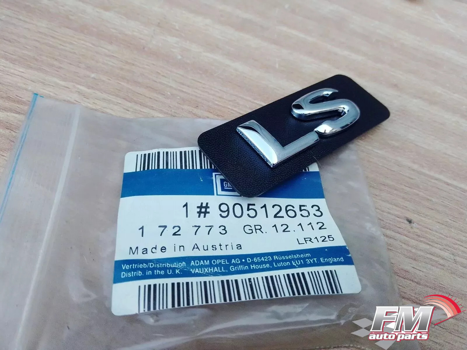 Emblem LS fits Opel Vauxhall Vectra B 90512653 Genuine Emblem LS fits Opel Vauxhall Vectra B 90512653 Genuine