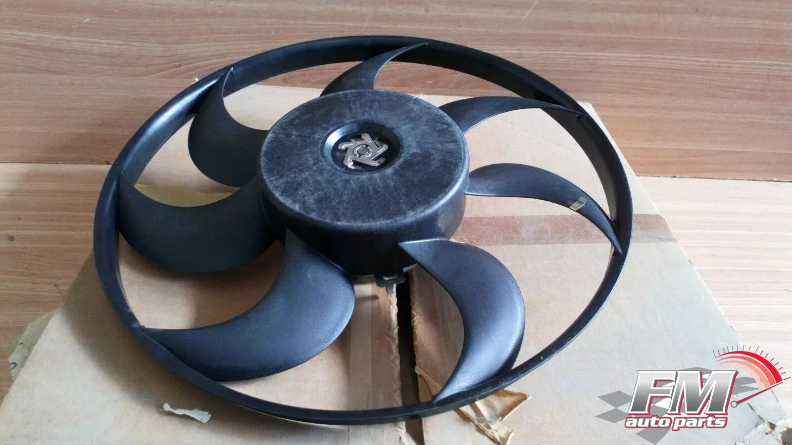 Fan & Motor fits Opel Vauxhall Calibra Vectra A Cavalier Omega B 90512753 1341267 Fan & Motor fits Opel Vauxhall Calibra Vectra A Cavalier Omega B 90512753 1341267