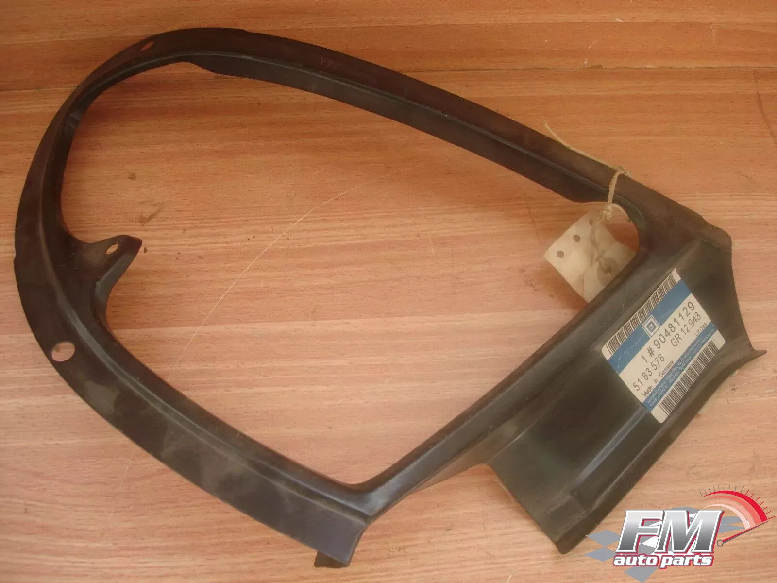 Insert Tail Lamp Rear Quarter Outer Right fits Opel Vauxhall Tigra 75 90481129 Insert Tail Lamp Rear Quarter Outer Right fits Opel Vauxhall Tigra 75 90481129