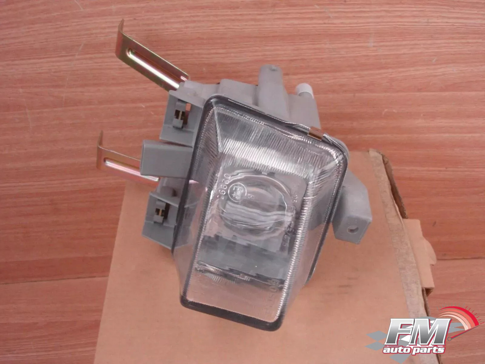 Fog Light Right fits Opel Vauxhall Astra F 90442267 Genuine Fog Light Right fits Opel Vauxhall Astra F 90442267 Genuine