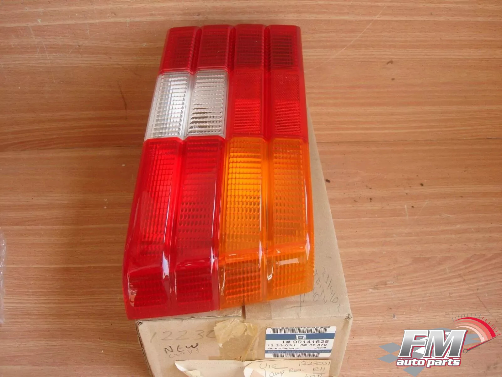Tail Rear Light Right fits Opel Ascona C Vauxhall Cavalier 90141628 Genuine Tail Rear Light Right fits Opel Ascona C Vauxhall Cavalier 90141628 Genuine