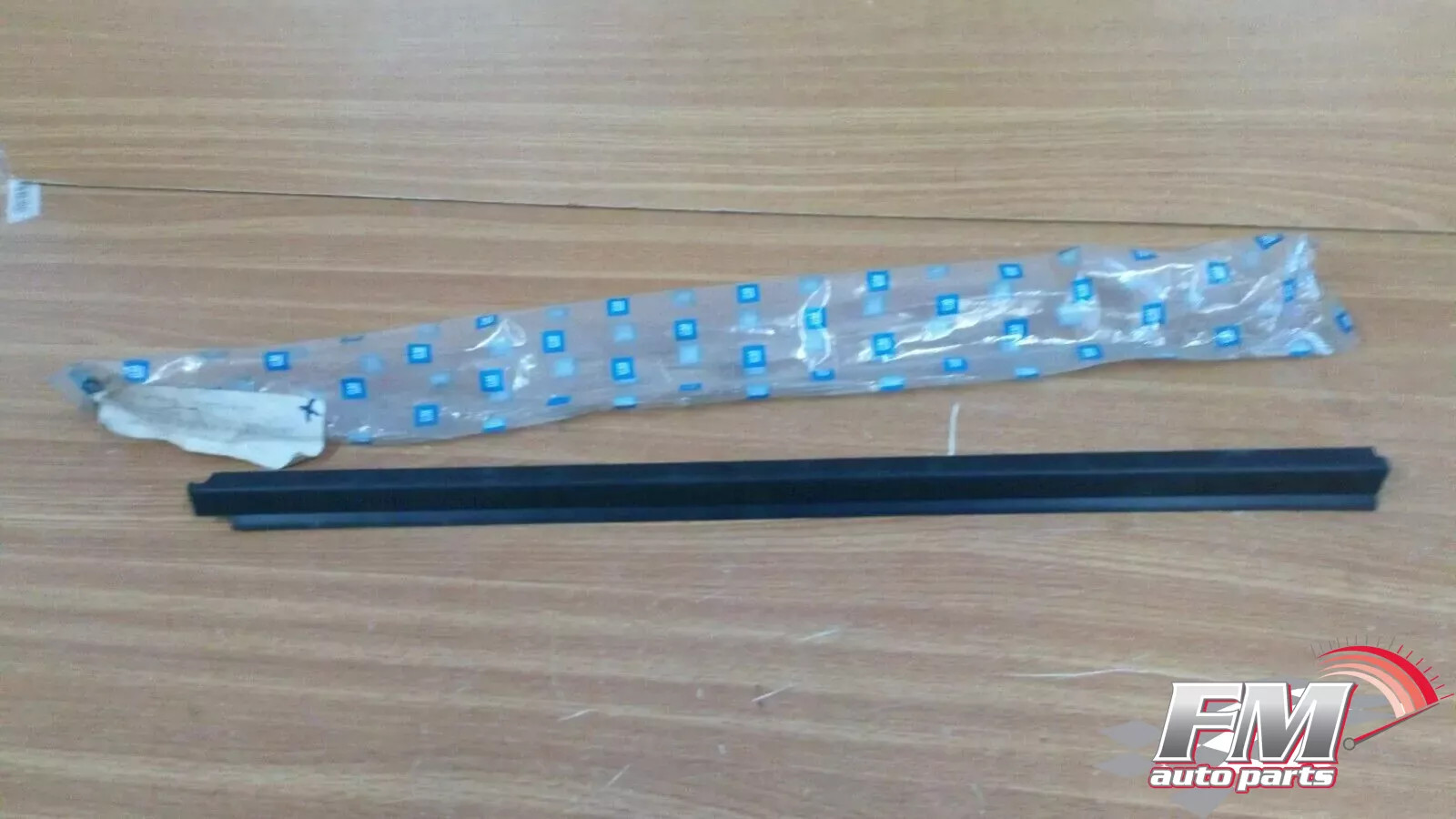 Window Weatherstrip Inner Right Rear fits Opel Corsa A Vauxhall Nova 90143154 Window Weatherstrip Inner Right Rear fits Opel Corsa A Vauxhall Nova 90143154