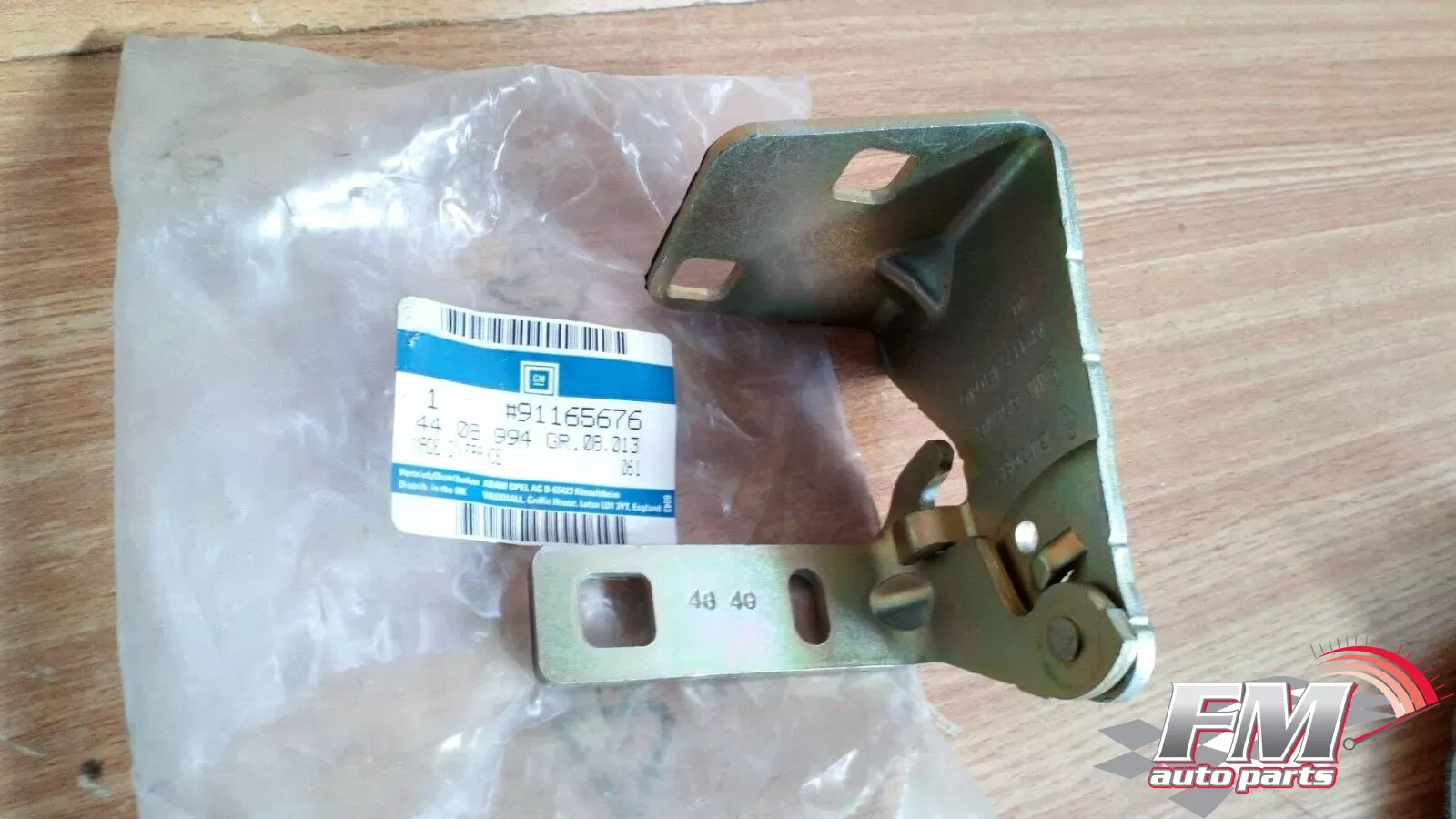 Hood Bonnet Hinge Left fits Opel Vauxhall Vivaro A 91165676 Genuine Hood Bonnet Hinge Left fits Opel Vauxhall Vivaro A 91165676 Genuine