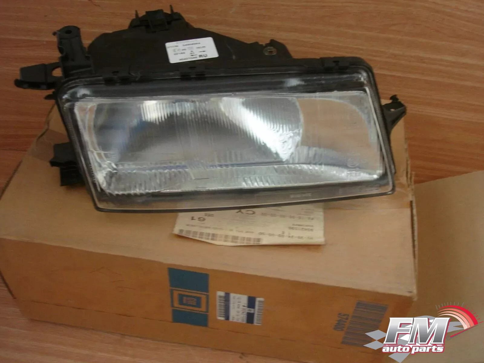Headlight Right RHD fits Opel Vectra A Vauxhall Cavalier 90421596 Genuine Headlight Right RHD fits Opel Vectra A Vauxhall Cavalier 90421596 Genuine