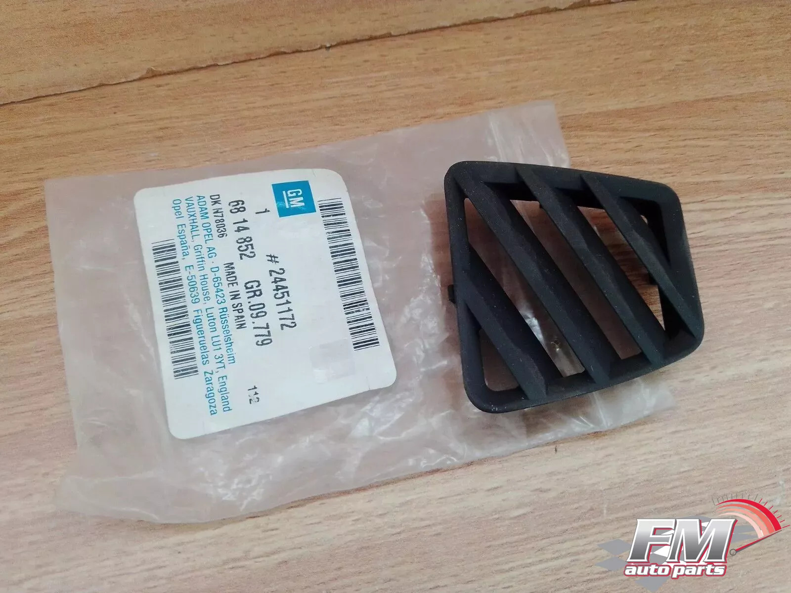 Air Outlet Grill Right RHD fits Opel Vauxhall Vectra C Signum 24451172 Genuine Air Outlet Grill Right RHD fits Opel Vauxhall Vectra C Signum 24451172 Genuine