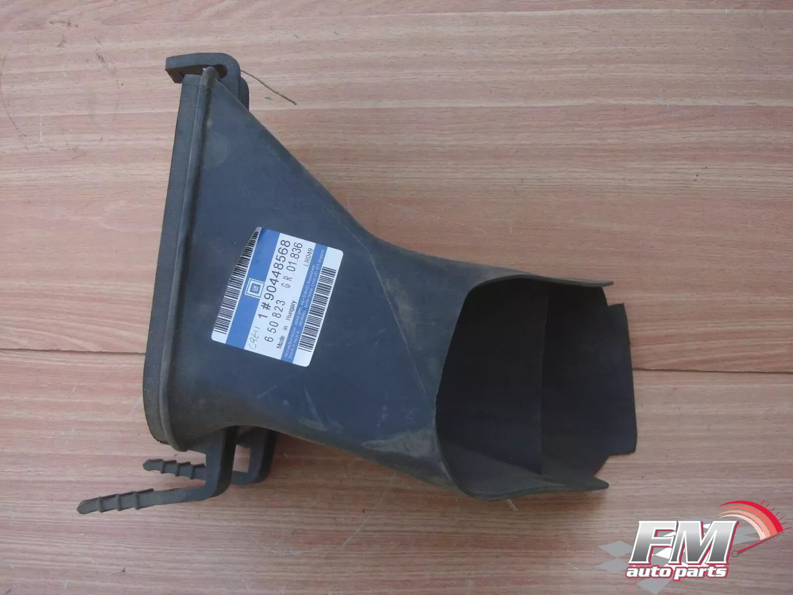 Oil Cooler Cowl fits Opel Vauxhall Omega B U25TD 90448568 Genuine Oil Cooler Cowl fits Opel Vauxhall Omega B U25TD 90448568 Genuine