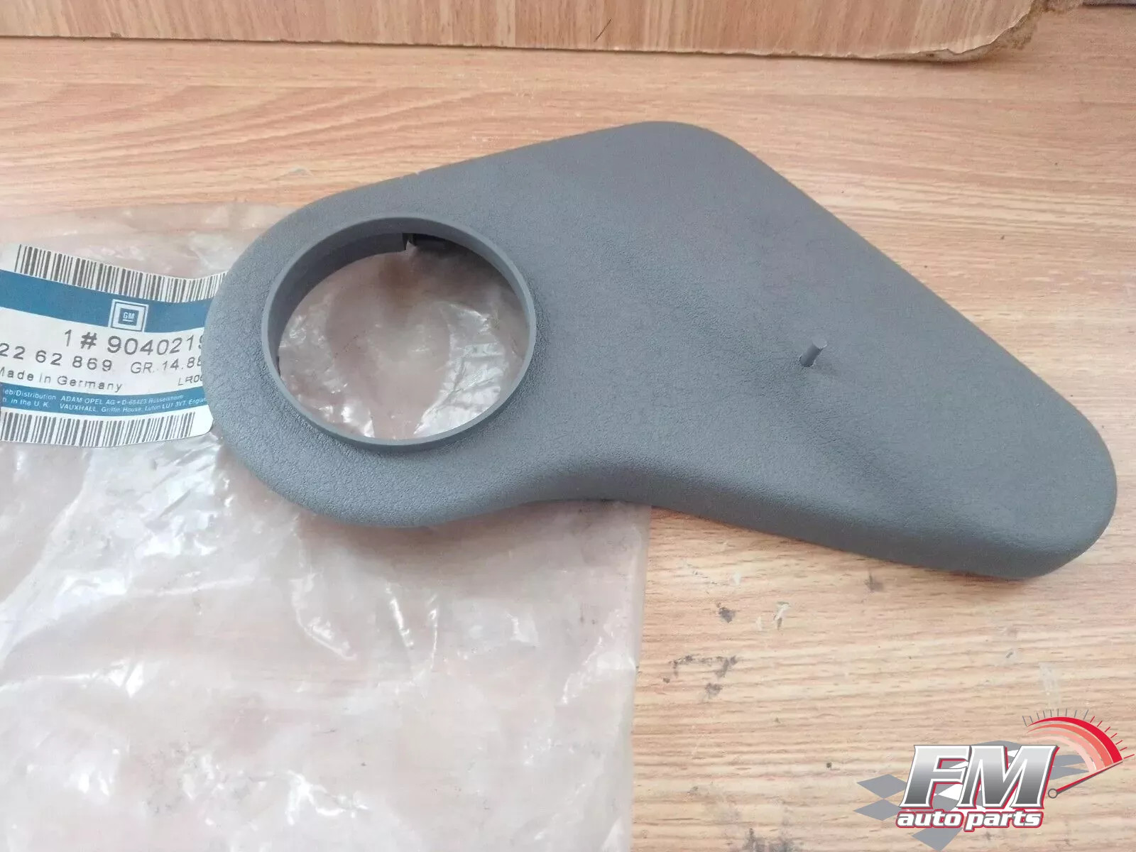 Front Seat Side Plate Cover fits Opel Vauxhall Vectra A Astra F 90402198 Genuine Front Seat Side Plate Cover fits Opel Vauxhall Vectra A Astra F 90402198 Genuine