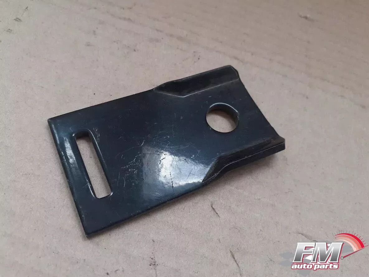 1x Rear Sway Bar Stabilizer Plate fits Opel Vauxhall Vectra B 90496704 Genuine 1x Rear Sway Bar Stabilizer Plate fits Opel Vauxhall Vectra B 90496704 Genuine