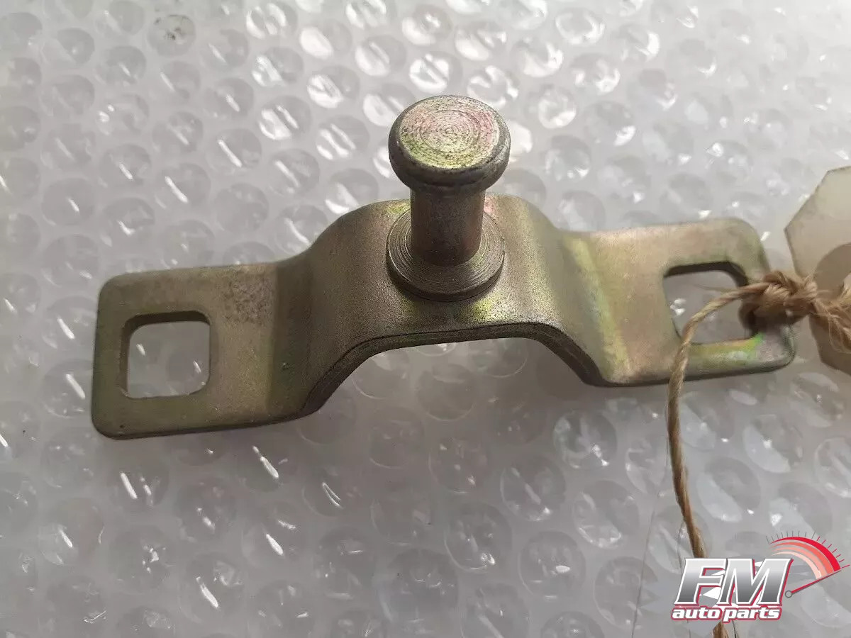 Back Door Lock Striker fits Opel Kadett E Combo 90197482 Genuine Back Door Lock Striker fits Opel Kadett E Combo 90197482 Genuine