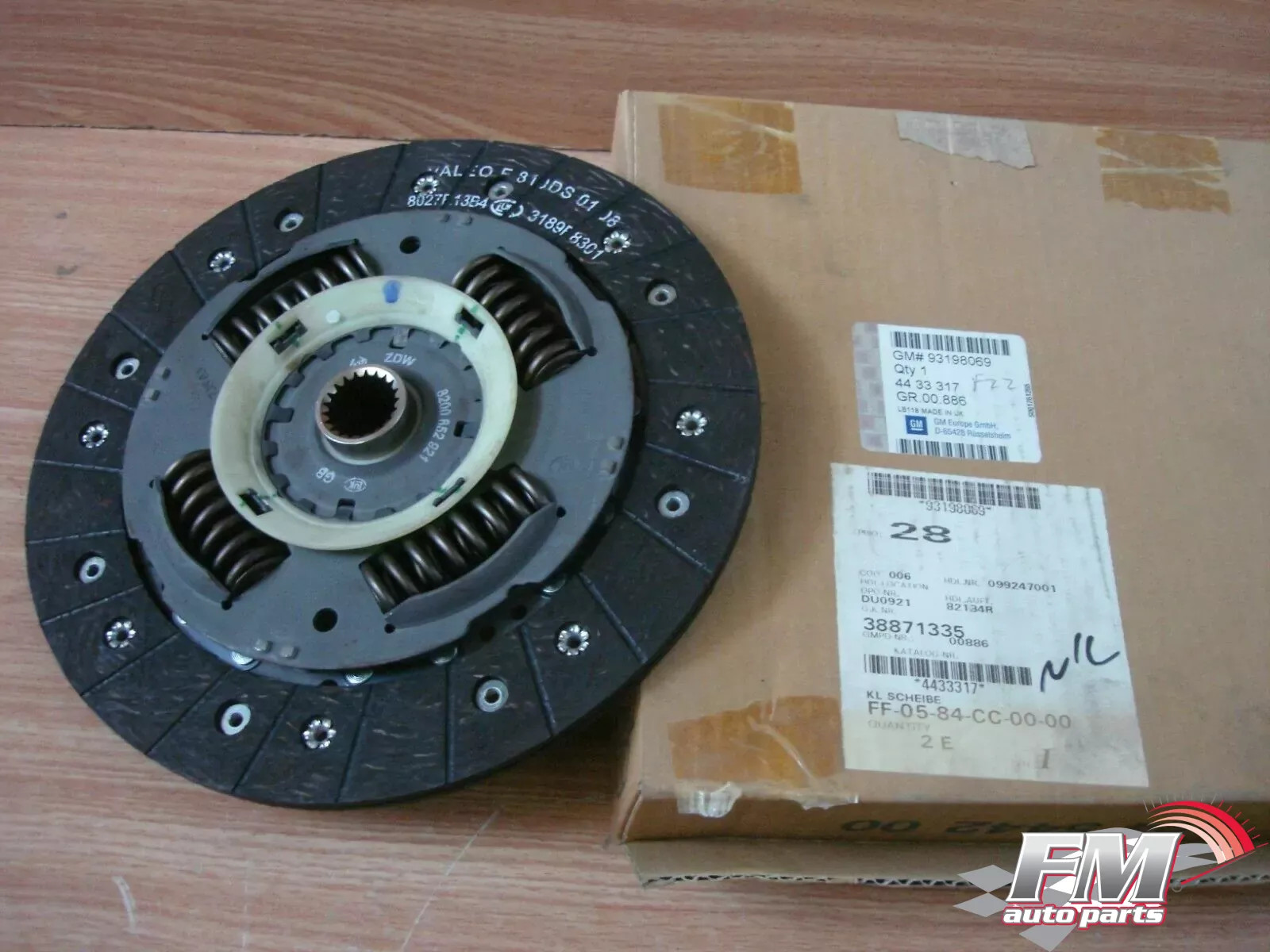 Clutch Disc fits Opel Vauxhall Movano A Vivaro A 93198069 19DTi F9Q-772 Genuine Clutch Disc fits Opel Vauxhall Movano A Vivaro A 93198069 19DTi F9Q-772 Genuine