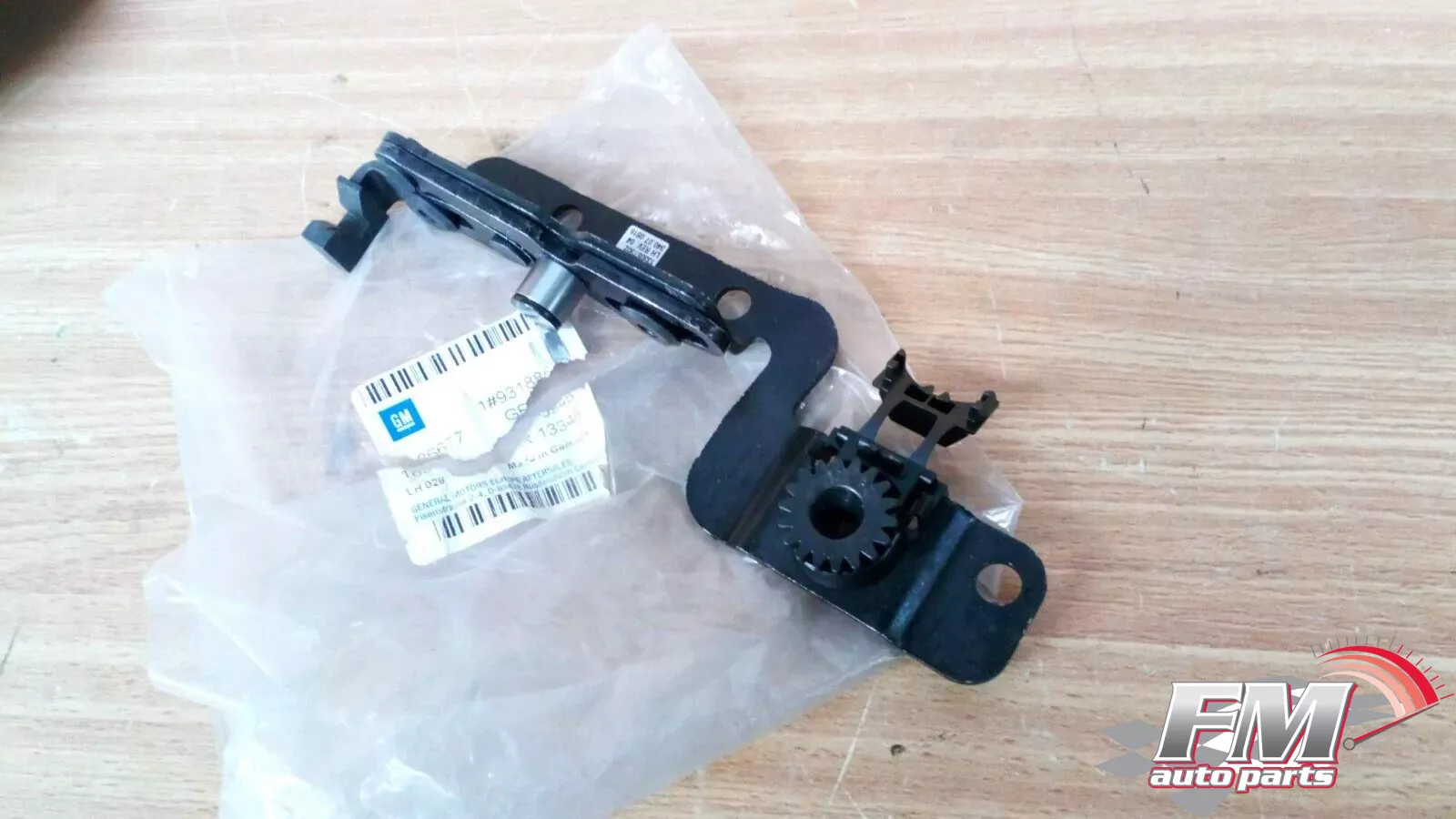 Pivot Mounting Left fits Opel Vauxhall Astra H Convertible 93188546 Genuine Pivot Mounting Left fits Opel Vauxhall Astra H Convertible 93188546 Genuine