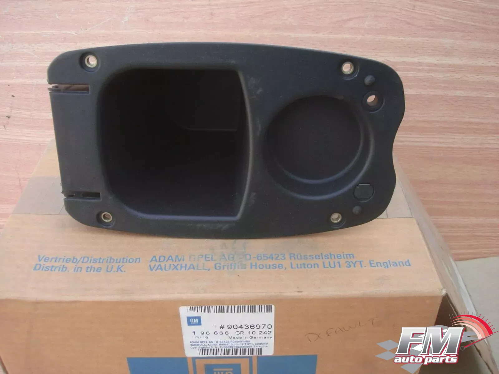 Centre Console Insert Box fits Opel Vauxhall Vectra B 90436970 Genuine Centre Console Insert Box fits Opel Vauxhall Vectra B 90436970 Genuine