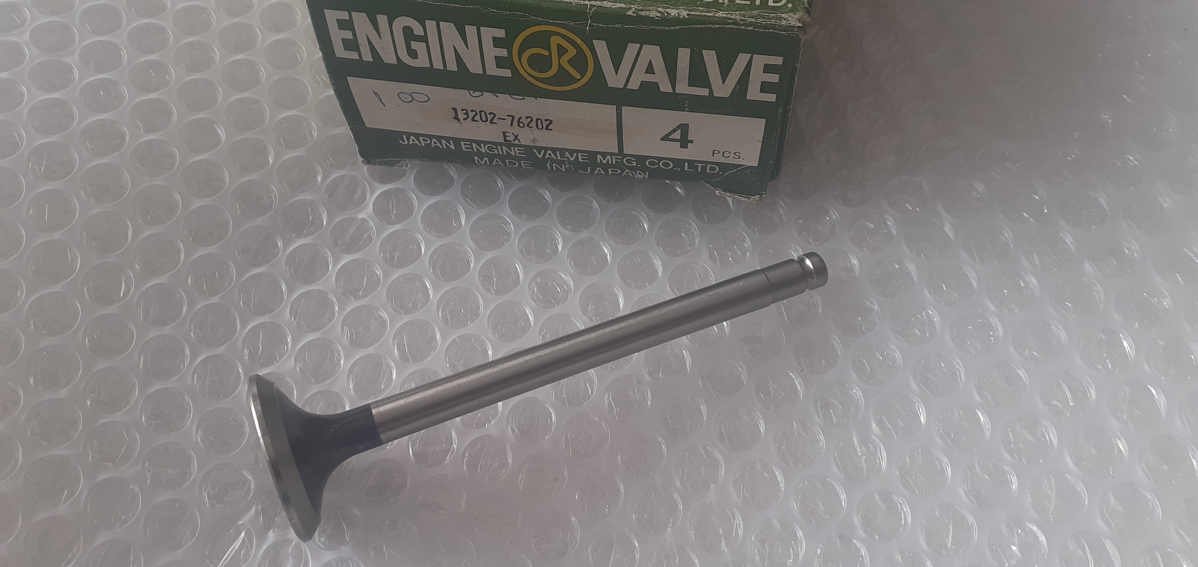 4x Exhaust Valve fits Nissan SD22 SD33 32.5x8.4x117 Oversize 0.40mm 13202-76202 4x Exhaust Valve fits Nissan SD22 SD33 32.5x8.4x117 Oversize 0.40mm 13202-76202