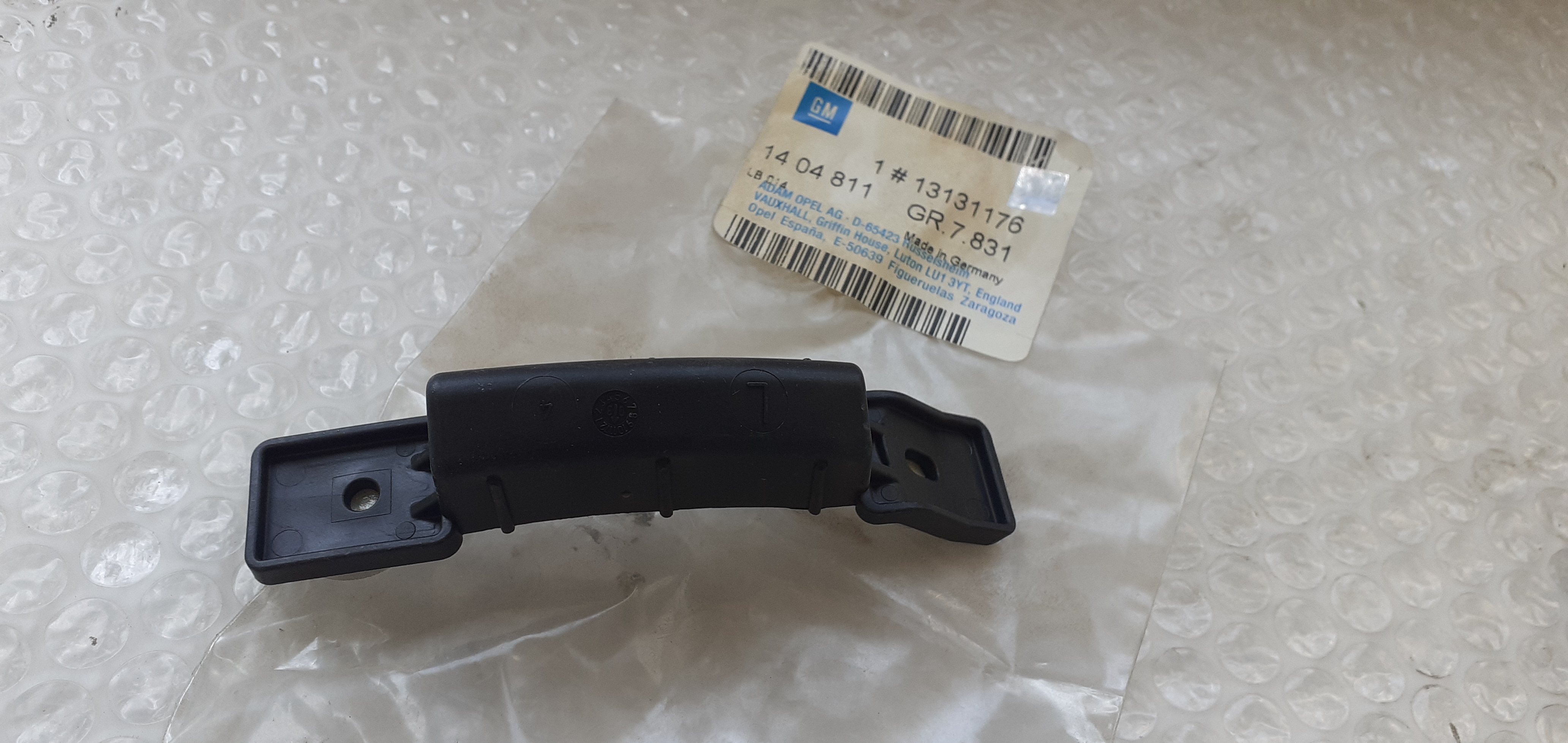 Rear Bumper Guide Left fits Opel Corsa C 13131176 Genuine Rear Bumper Guide Left fits Opel Corsa C 13131176 Genuine