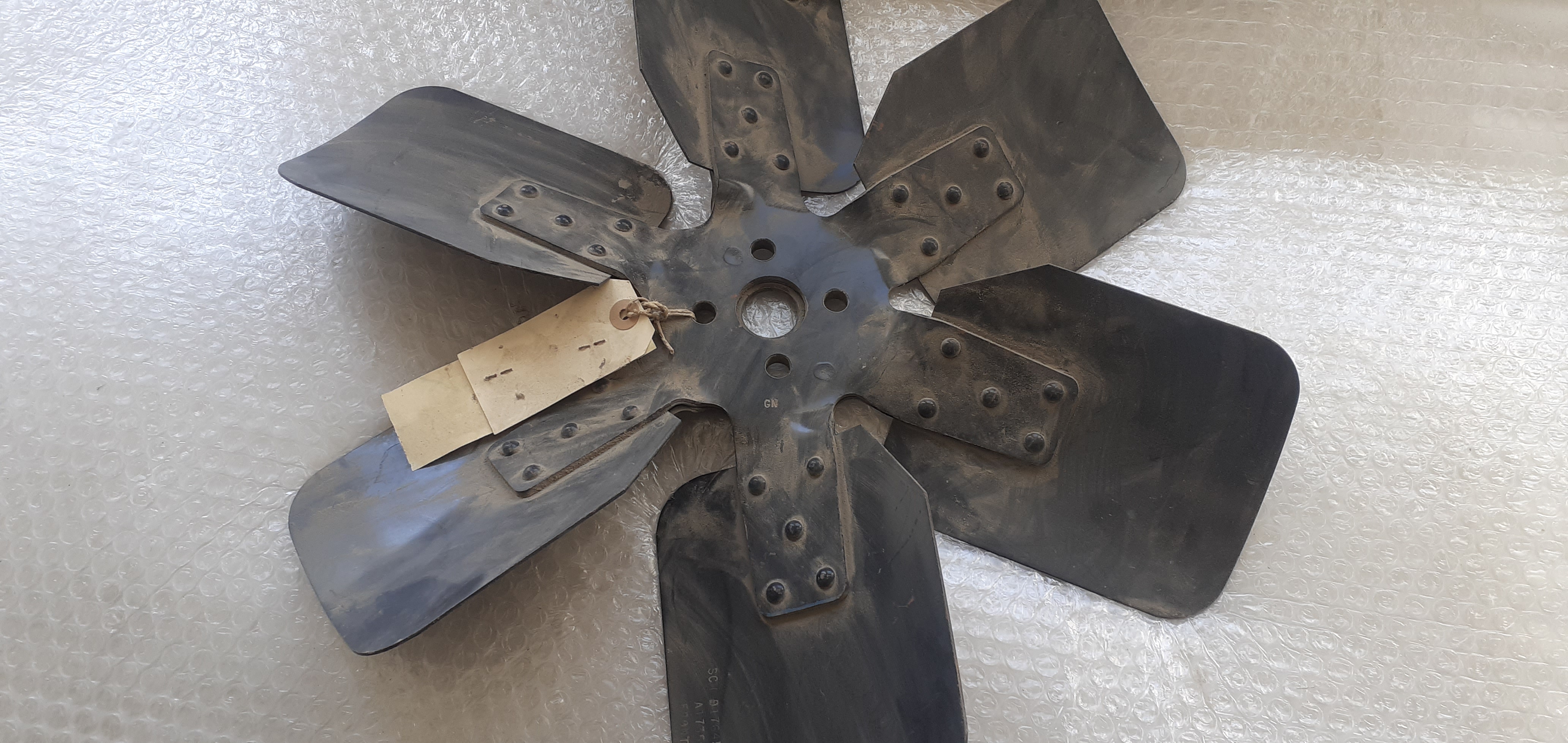 Fan Blade fits Case 1840 40XT 1845C Uniloader A173543 Fan Blade fits Case 1840 40XT 1845C Uniloader A173543