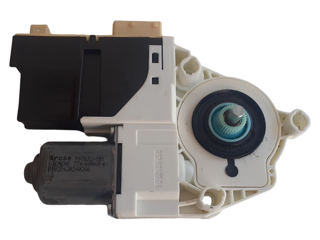 Window Motor Front Left fits Peugeot 307 9221CJ 9681587880 Genuine Window Motor Front Left fits Peugeot 307 9221CJ 9681587880 Genuine