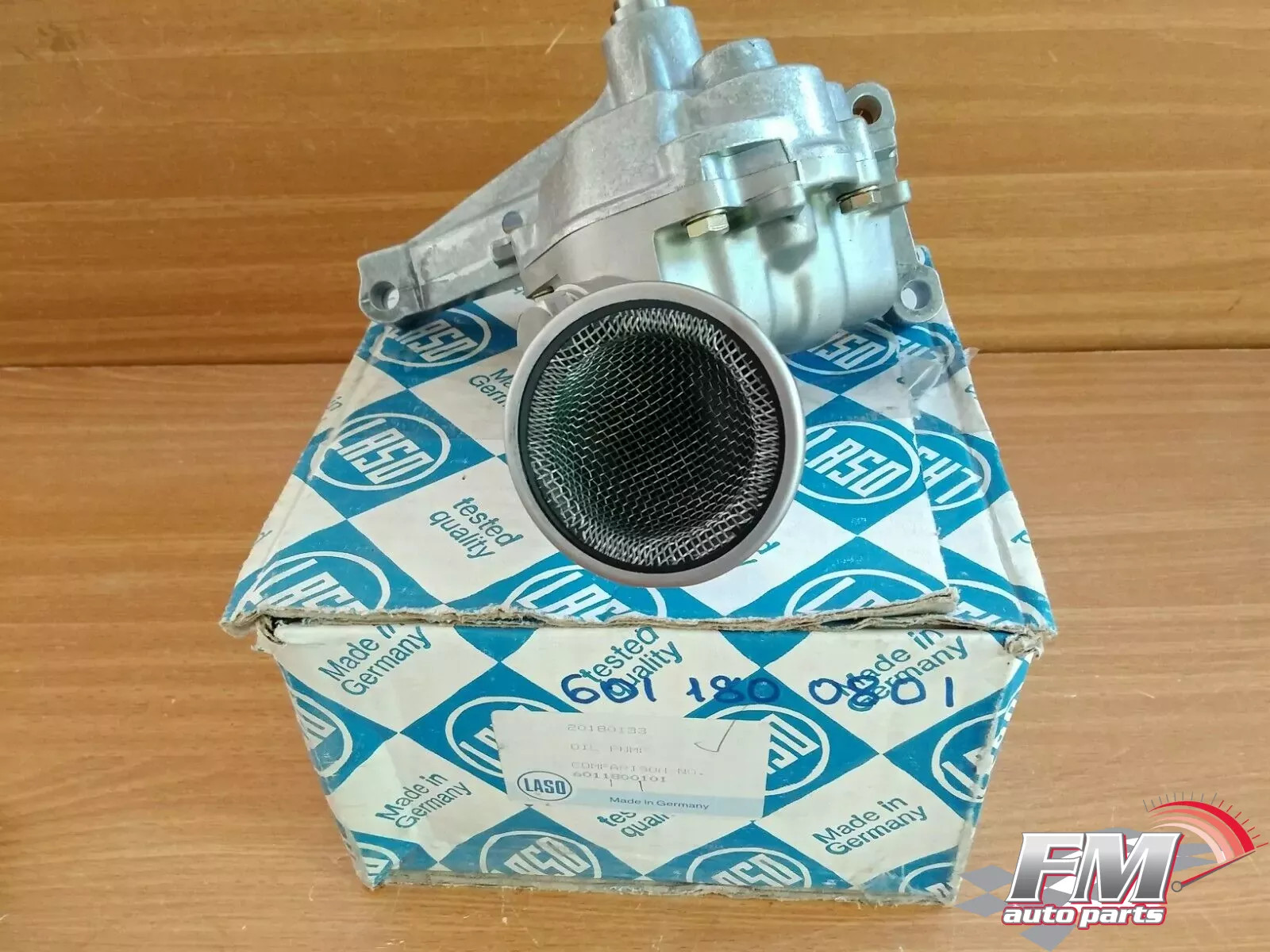 Oil Pump fits Mercedes Benz 190 C201 124 Diesel OM601 6011800101 6011800801 Oil Pump fits Mercedes Benz 190 C201 124 Diesel OM601 6011800101 6011800801