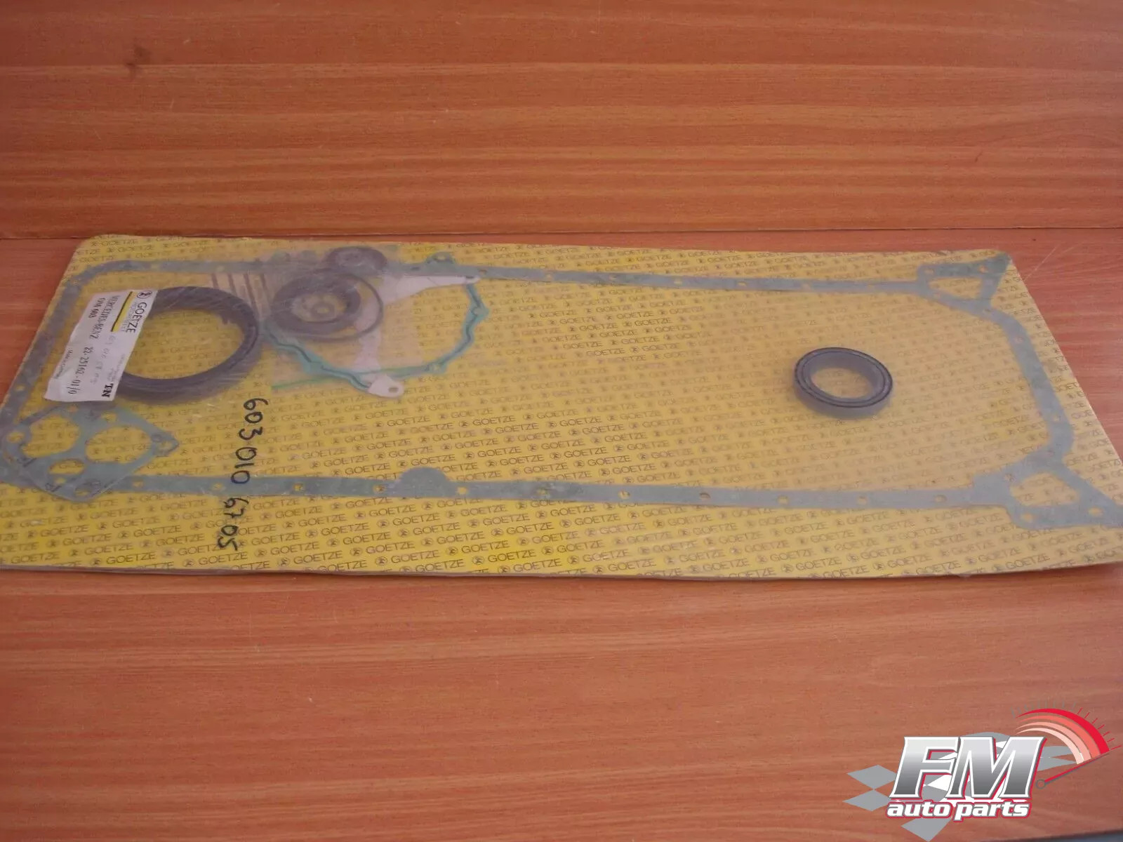 Crankcase Gaskets Set fits Mercedes Benz OM603 engine Diesel 6030106705 Crankcase Gaskets Set fits Mercedes Benz OM603 engine Diesel 6030106705