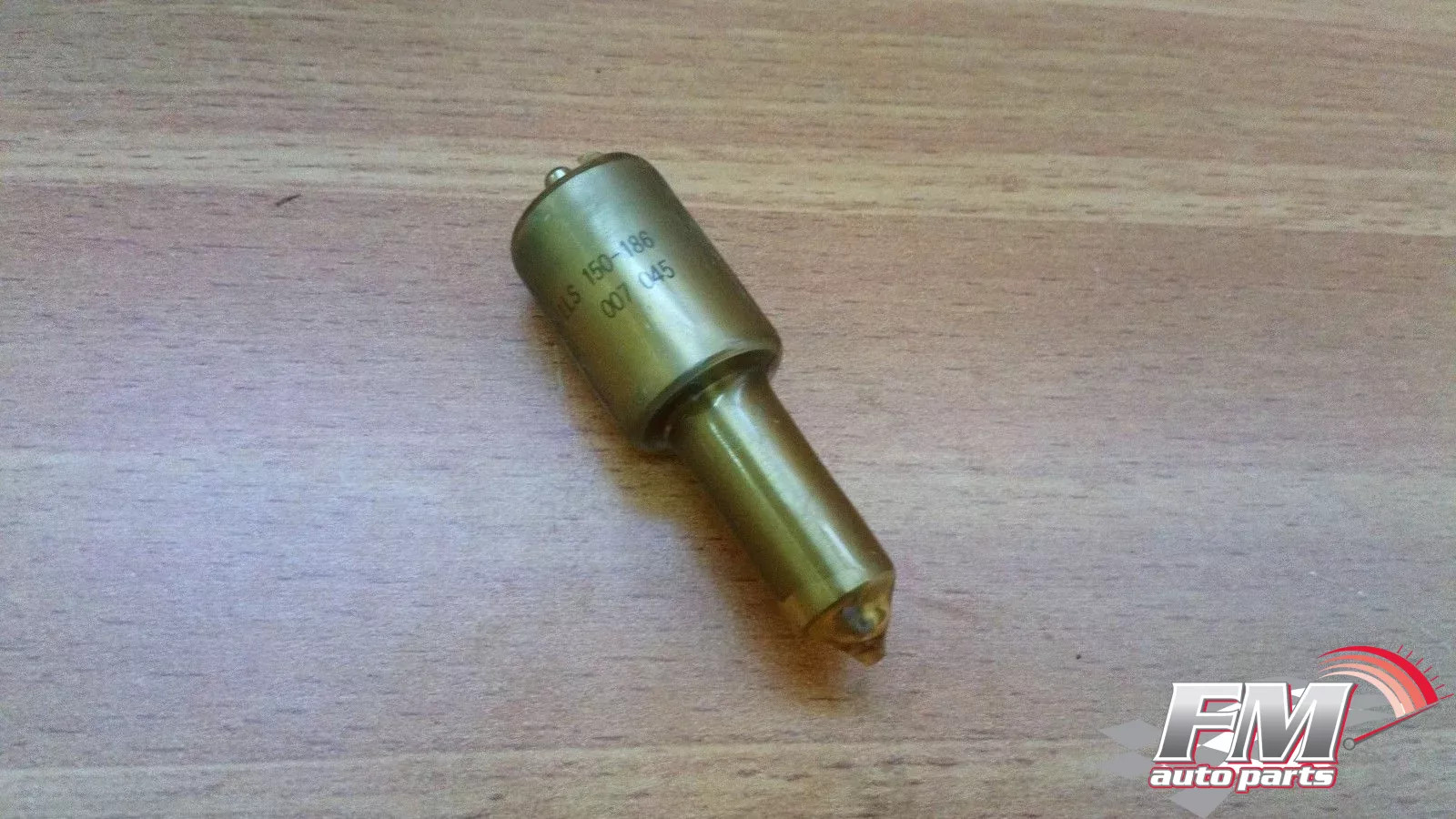 Fuel Injector Nozzle fits Mercedes O317 DLLA150S186 A0000173012 KS-50-007-045 Fuel Injector Nozzle fits Mercedes O317 DLLA150S186 A0000173012 KS-50-007-045