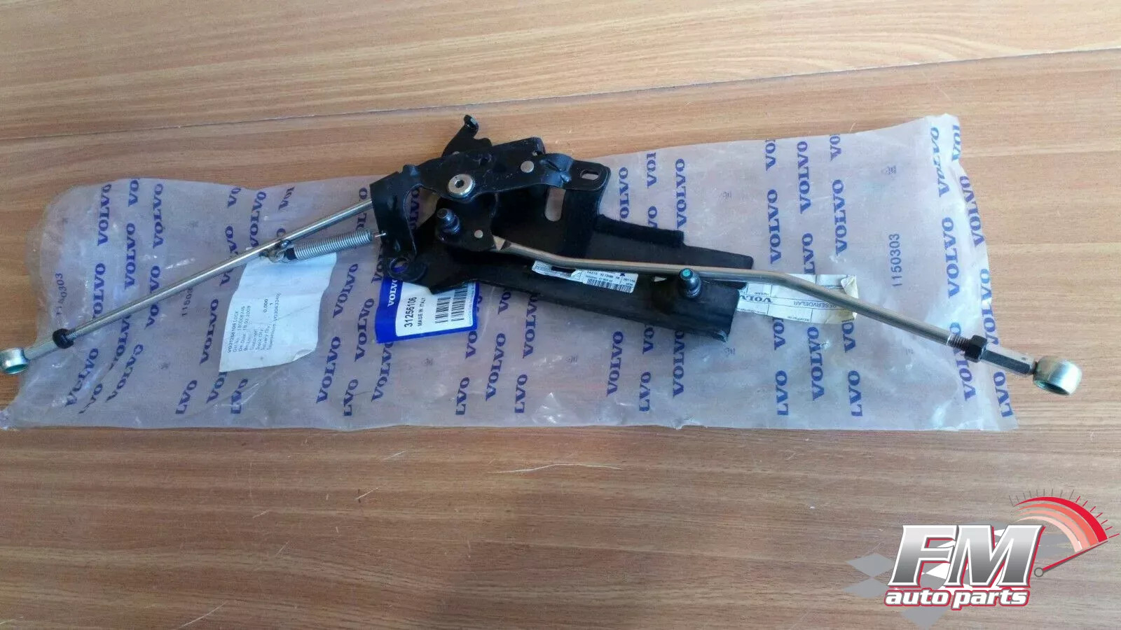 Convertible Roof Lock fits Volvo C70 31256106 Genuine