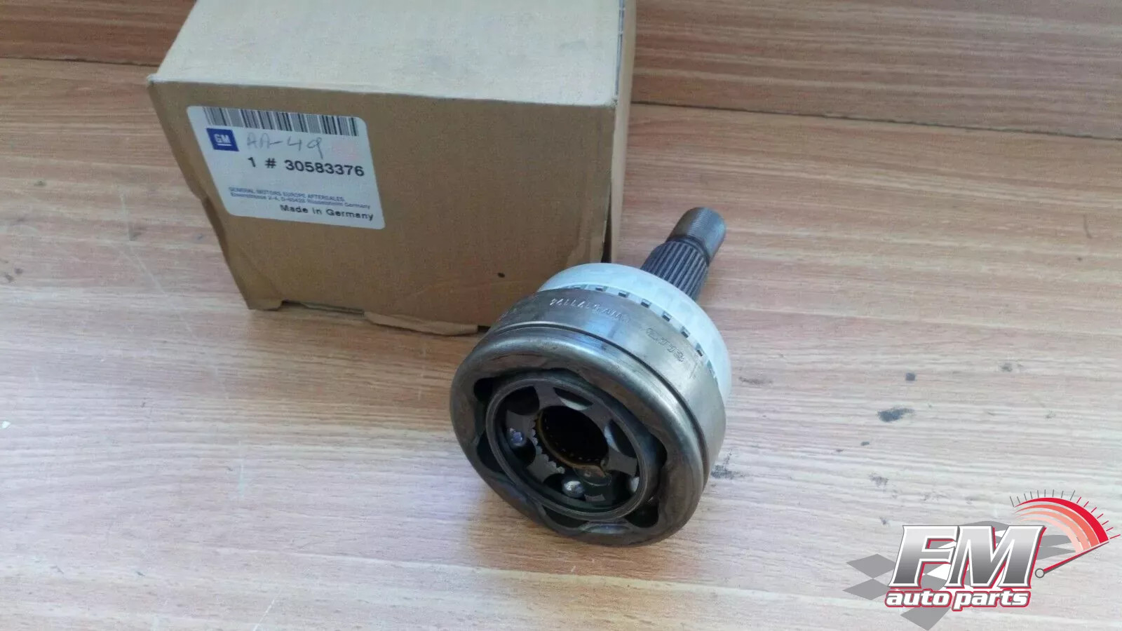 CV Joint Outer Left or Right fits Saab 900 9-3 9400 30583376 Genuine CV Joint Outer Left or Right fits Saab 900 9-3 9400 30583376 Genuine