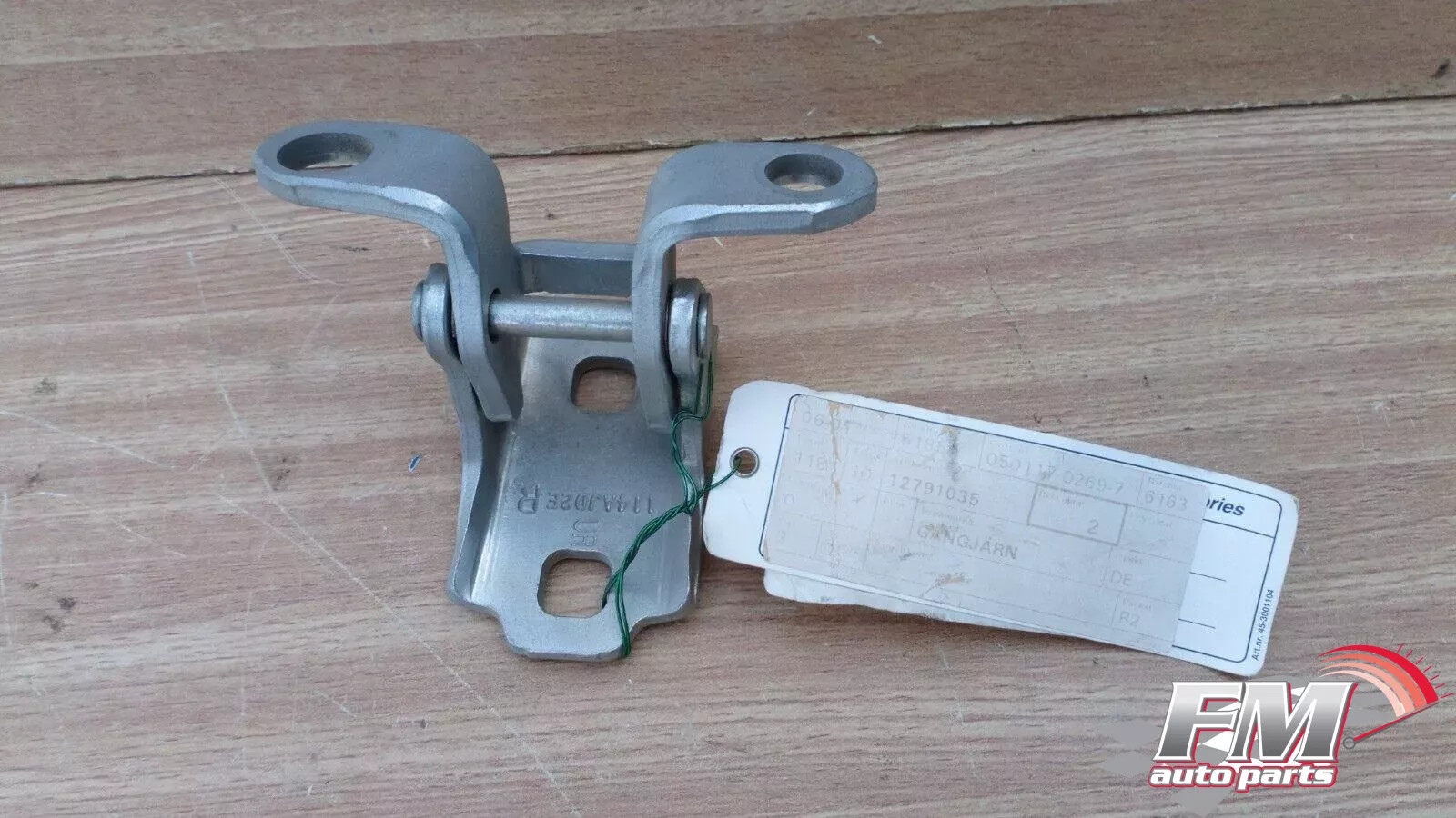 Rear Door Right Upper Hinge fits Saab 9-3 9440 9450 12791035 Genuine Rear Door Right Upper Hinge fits Saab 9-3 9440 9450 12791035 Genuine