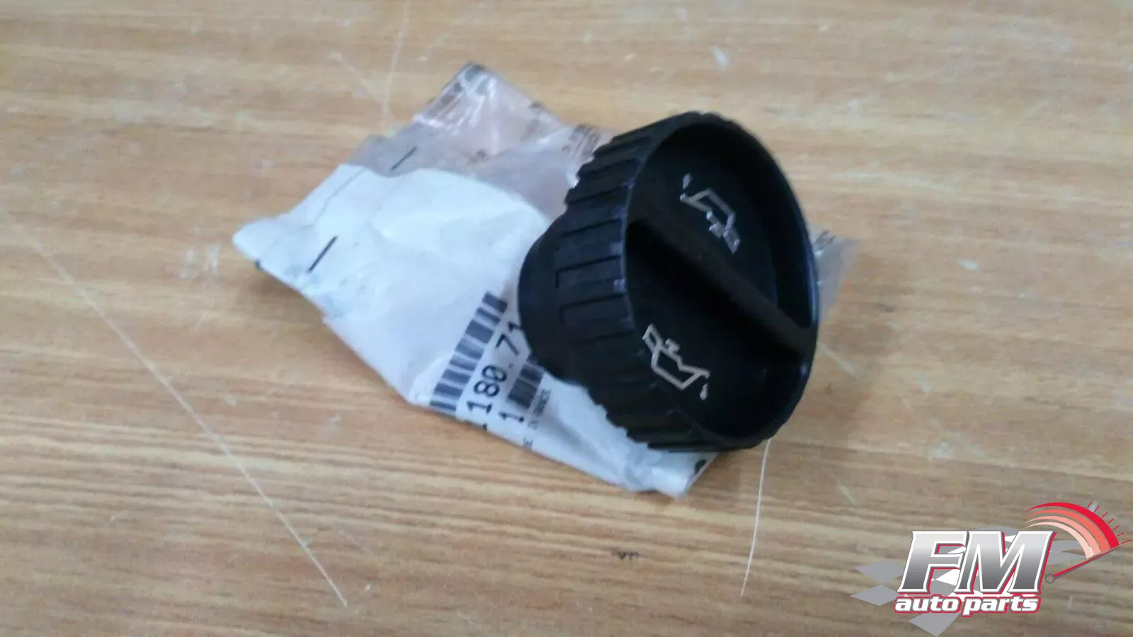 Oil Filler Cap fits Peugeot 807 Citroen C8 DW12TED4 118071 Genuine Oil Filler Cap fits Peugeot 807 Citroen C8 DW12TED4 118071 Genuine