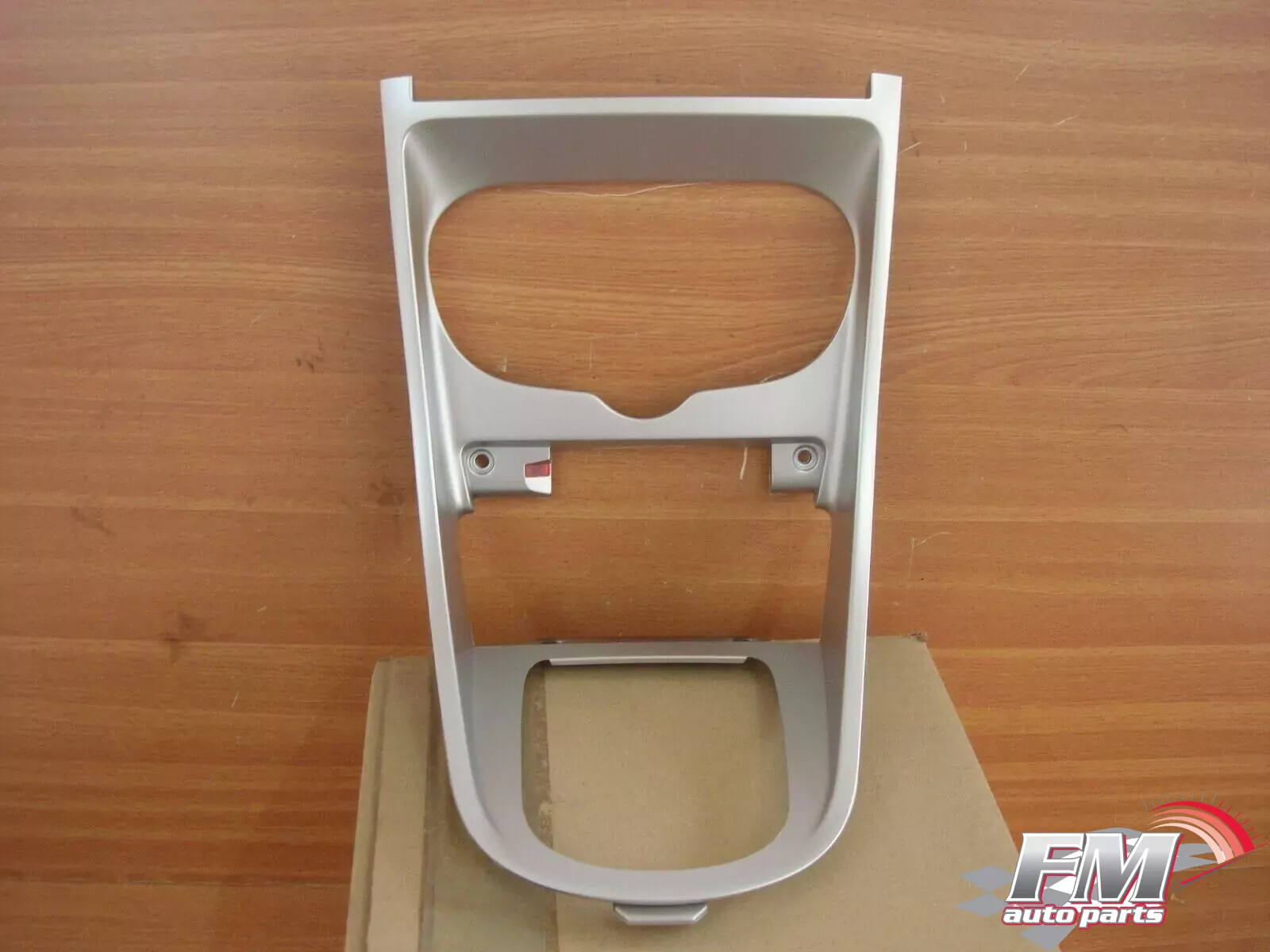 Centre Console Face Plate fits Peugeot 307 8211EA Genuine