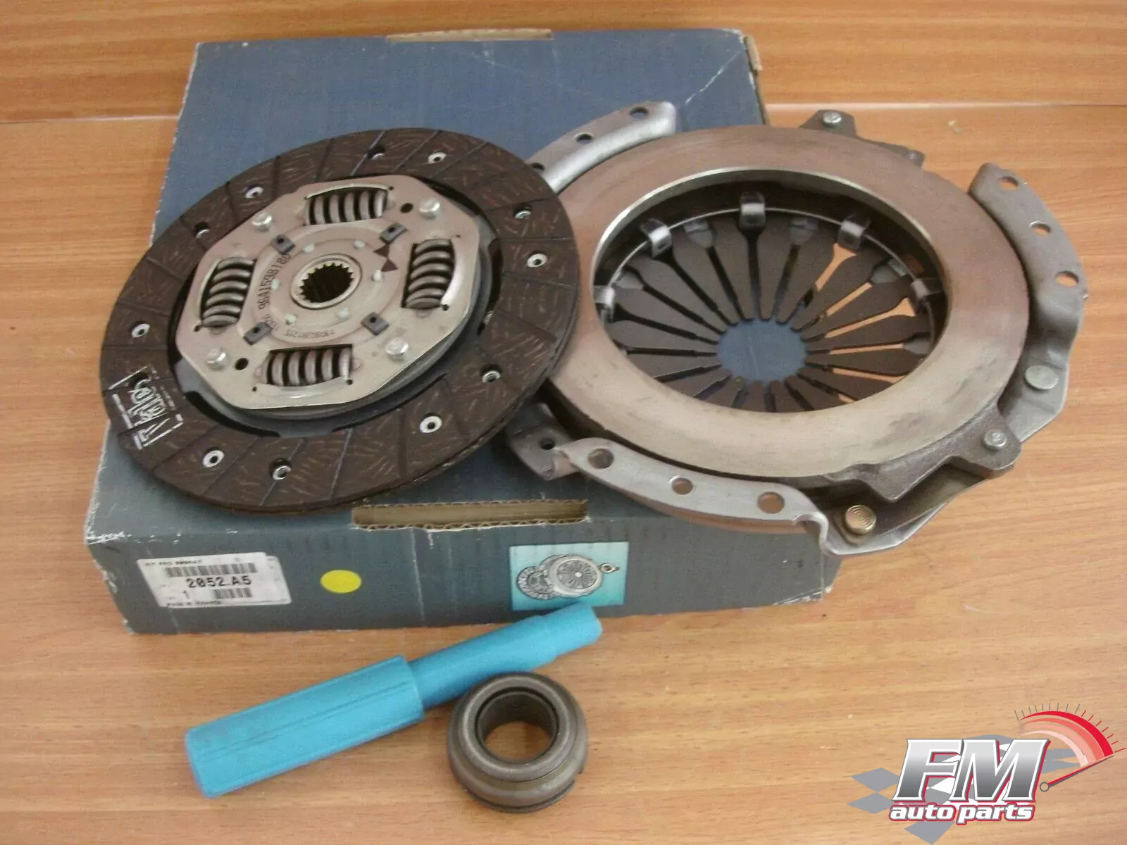 Clutch Kit fits Peugeot 206 2052A5 Genuine Clutch Kit fits Peugeot 206 2052A5 Genuine