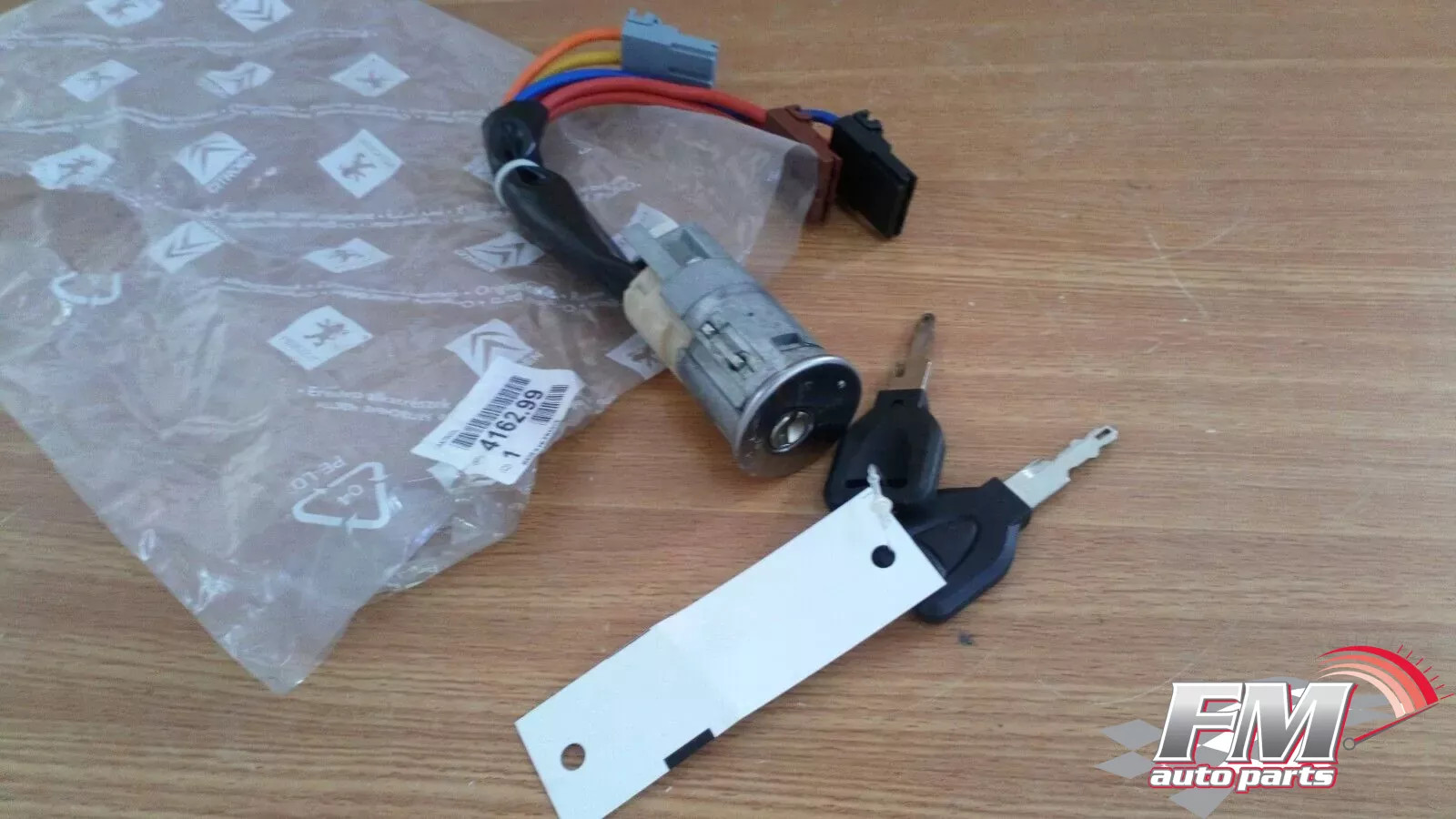 Steering Lock & Keys fits Peugeot 306 416299 Genuine Steering Lock & Keys fits Peugeot 306 416299 Genuine