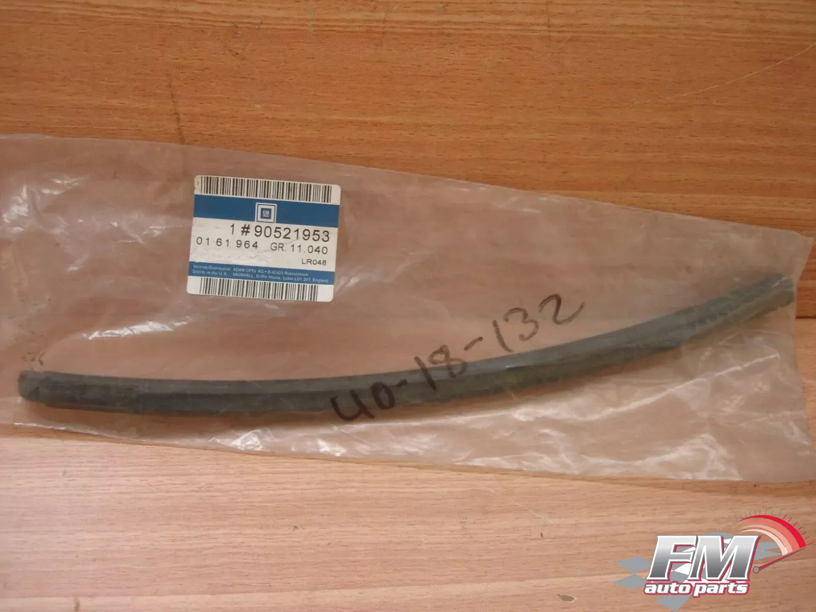 Window Seal Rear Left Fixed fits Opel Vauxhall Astra G 90521953 Genuine Window Seal Rear Left Fixed fits Opel Vauxhall Astra G 90521953 Genuine