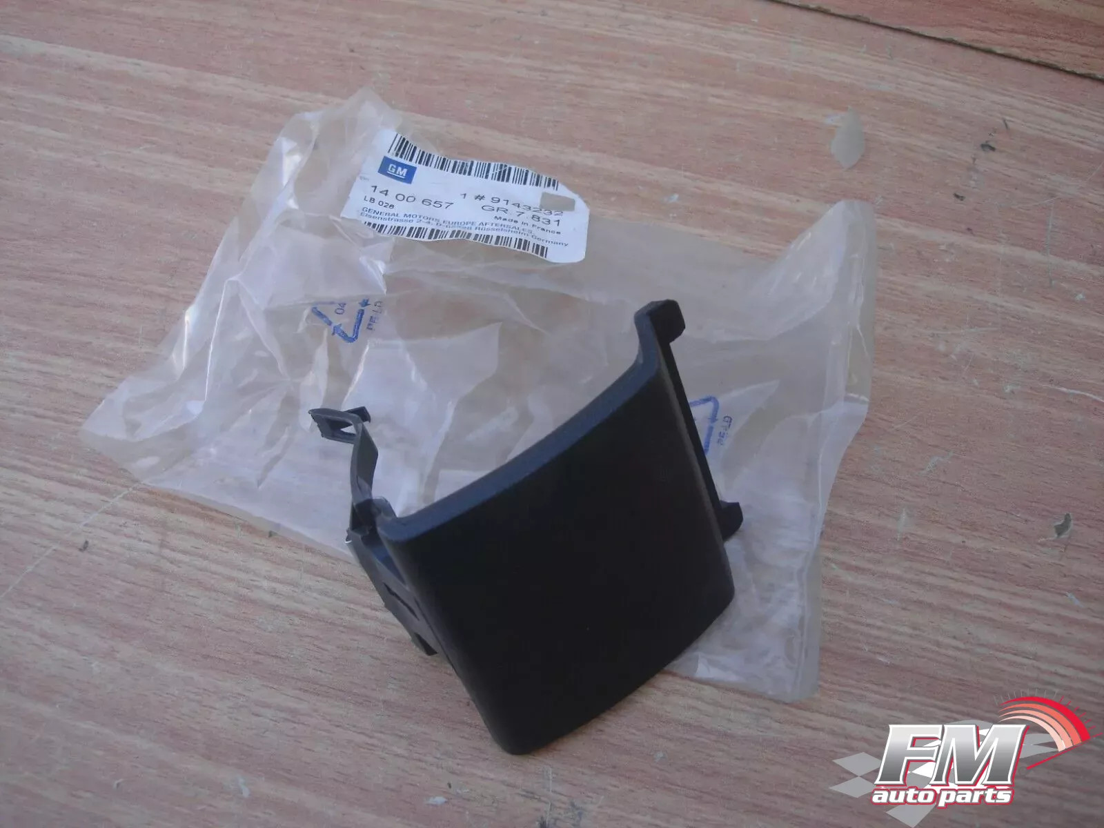 Bumper Flap Front Towing Lug fits Opel Vauxhall Astra G 9143232 Genuine Bumper Flap Front Towing Lug fits Opel Vauxhall Astra G 9143232 Genuine