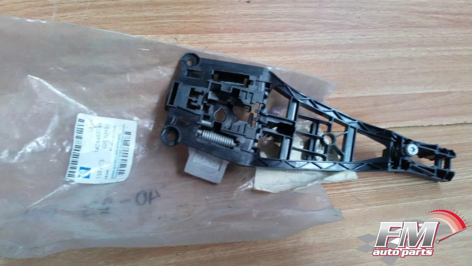 Exterior Door Handle Bracket Rear Left fits Opel Vauxhall Astra H Corsa D 24463749 Exterior Door Handle Bracket Rear Left fits Opel Vauxhall Astra H Corsa D 24463749
