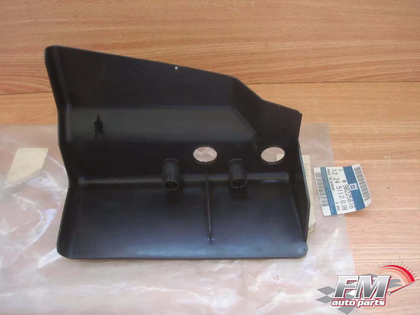 Tail Rear Light Left Cover fits Opel Kadett E 90225816 Genuine Tail Rear Light Left Cover fits Opel Kadett E 90225816 Genuine